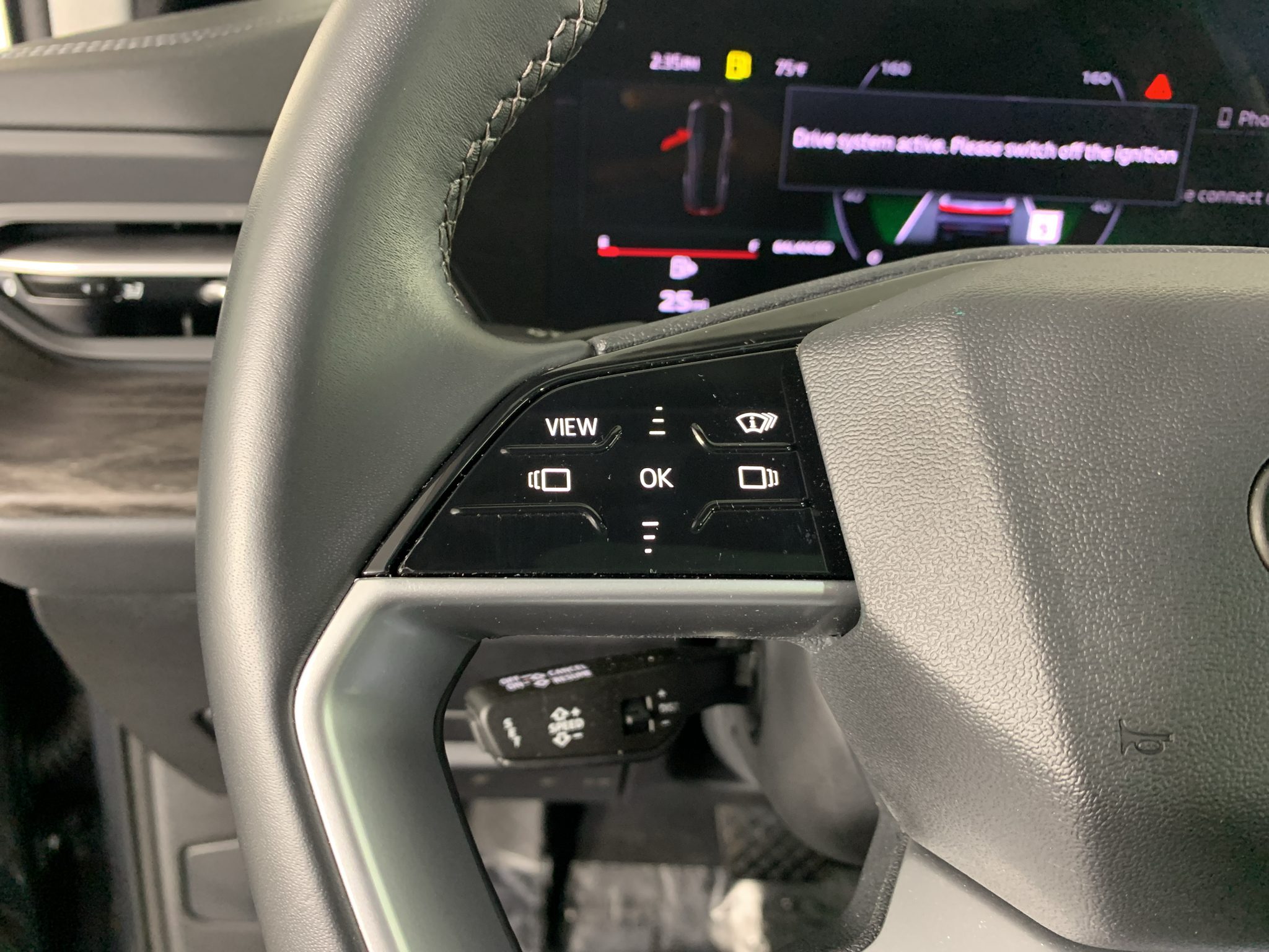 Vehicle photo 16