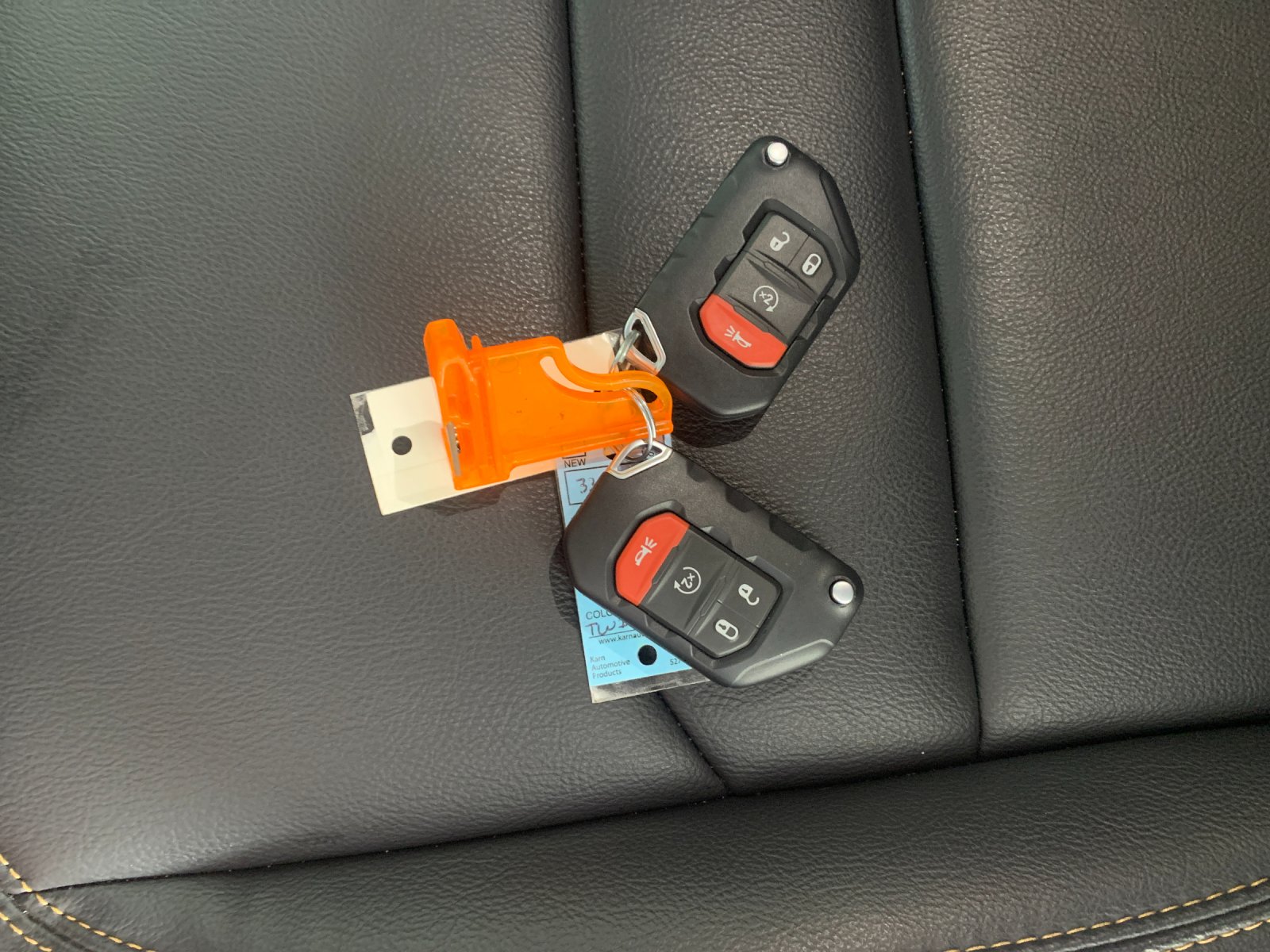 Vehicle photo 43