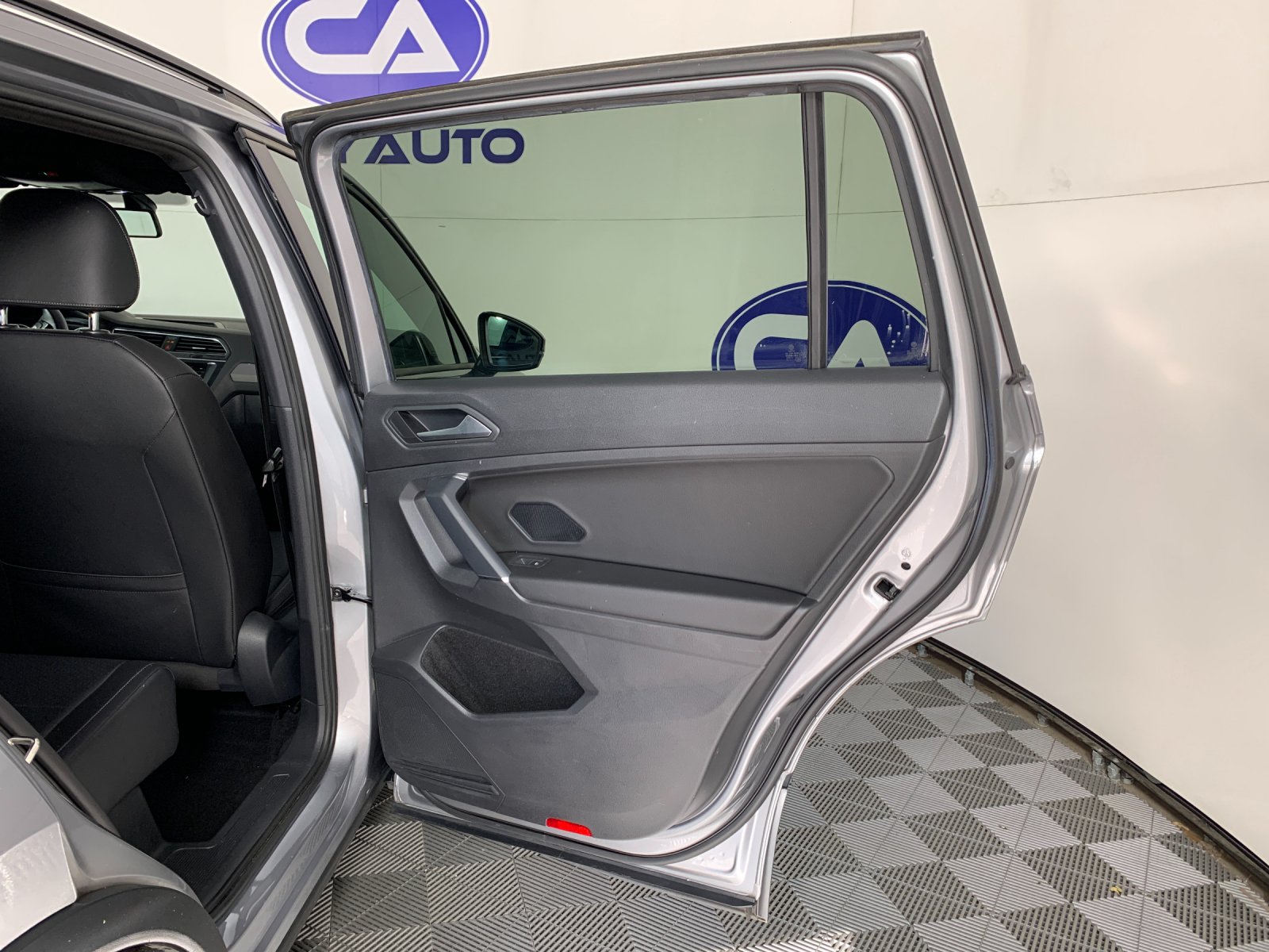 Used 2020 Volkswagen Tiguan SUV