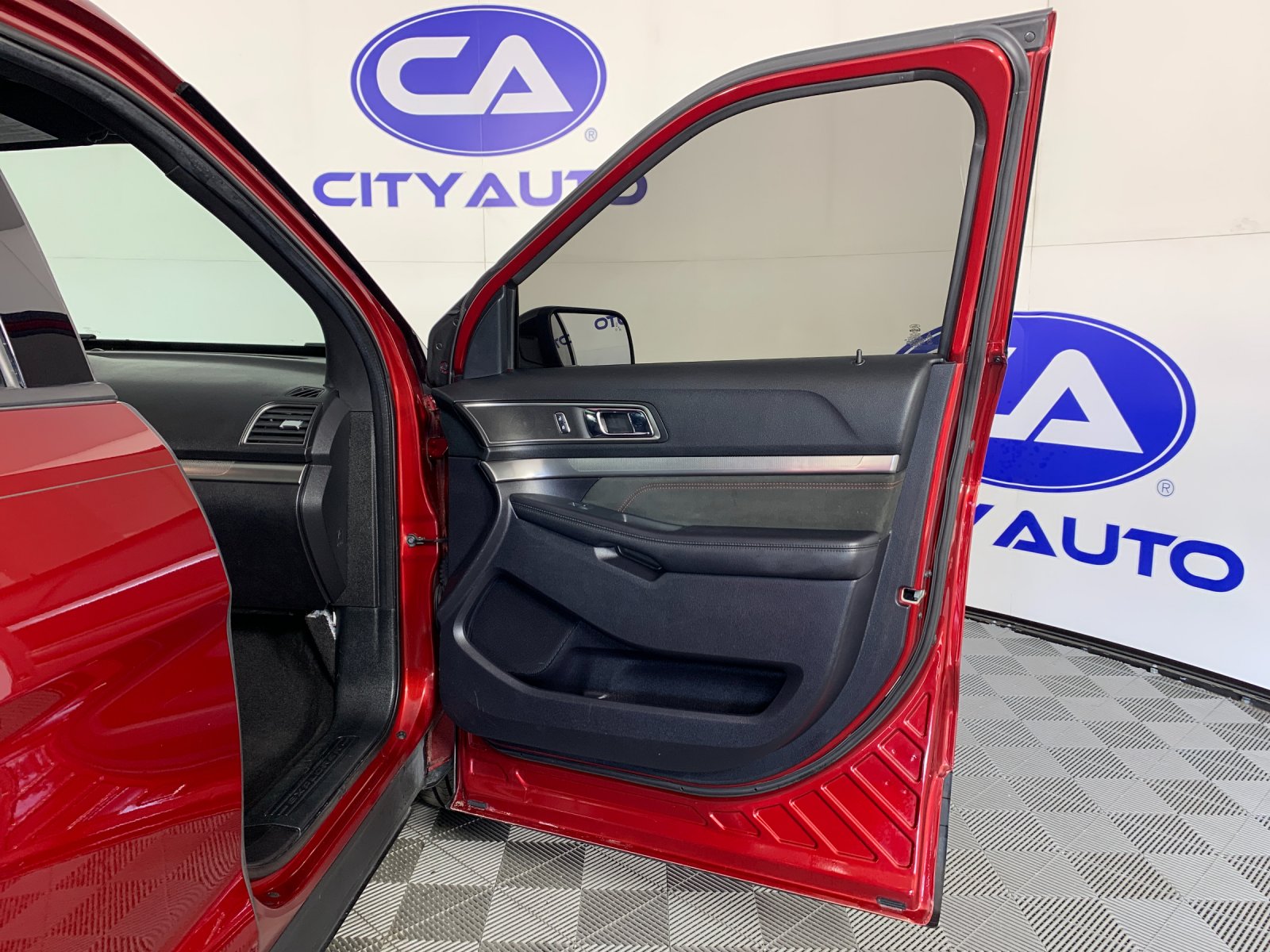Used 2019 Ford Explorer SUV
