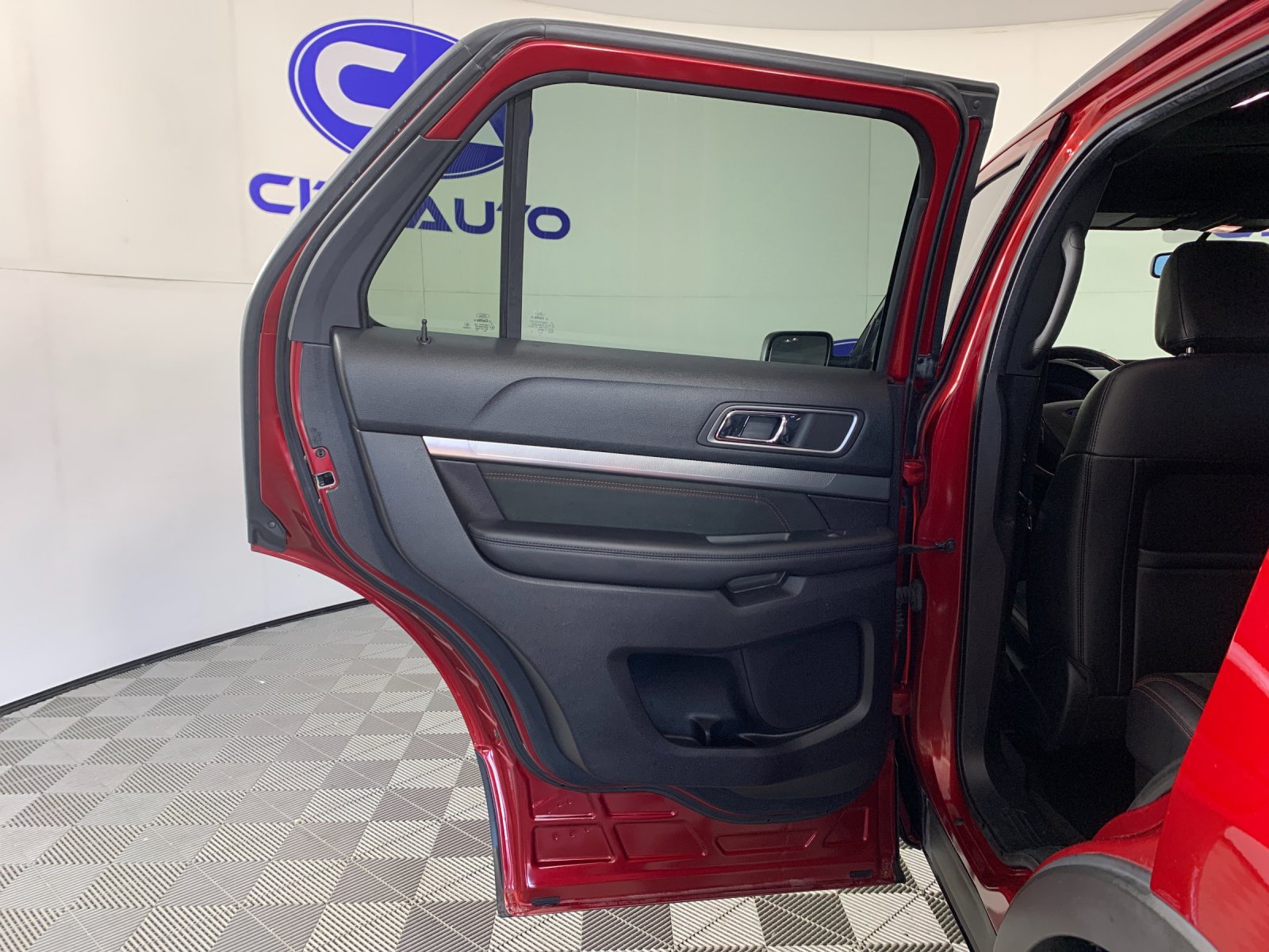 Used 2019 Ford Explorer SUV
