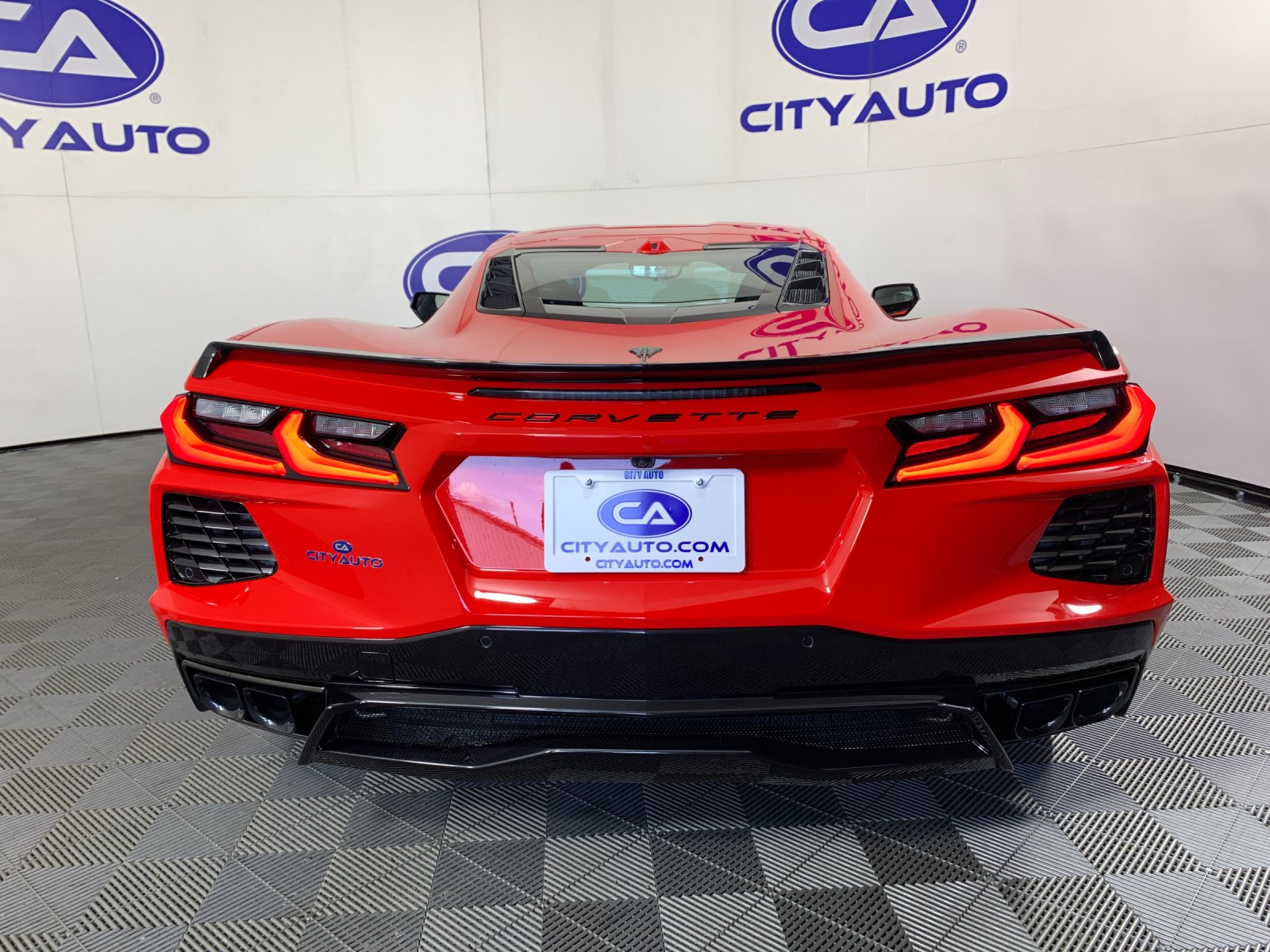 Vehicle photo 4