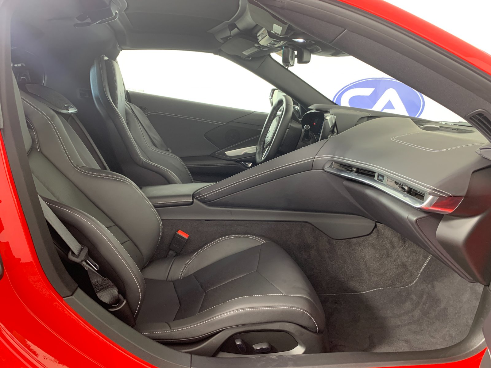 Vehicle photo 31