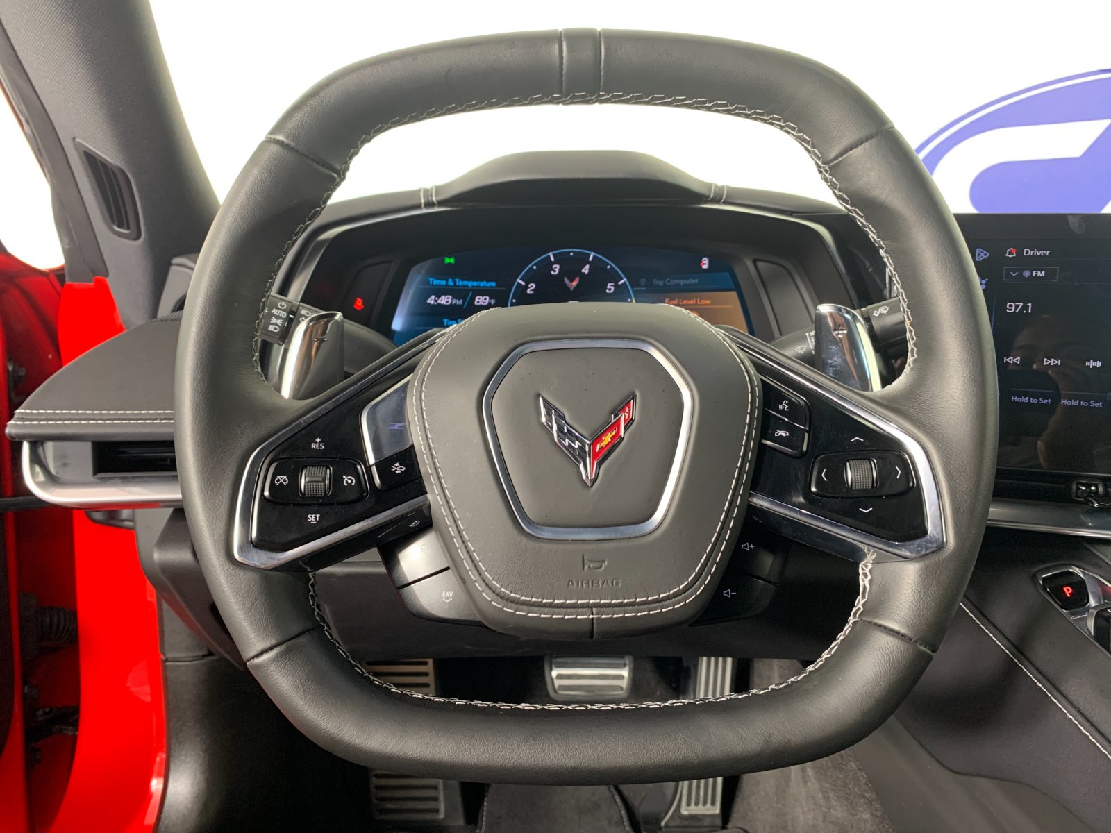 Vehicle photo 21