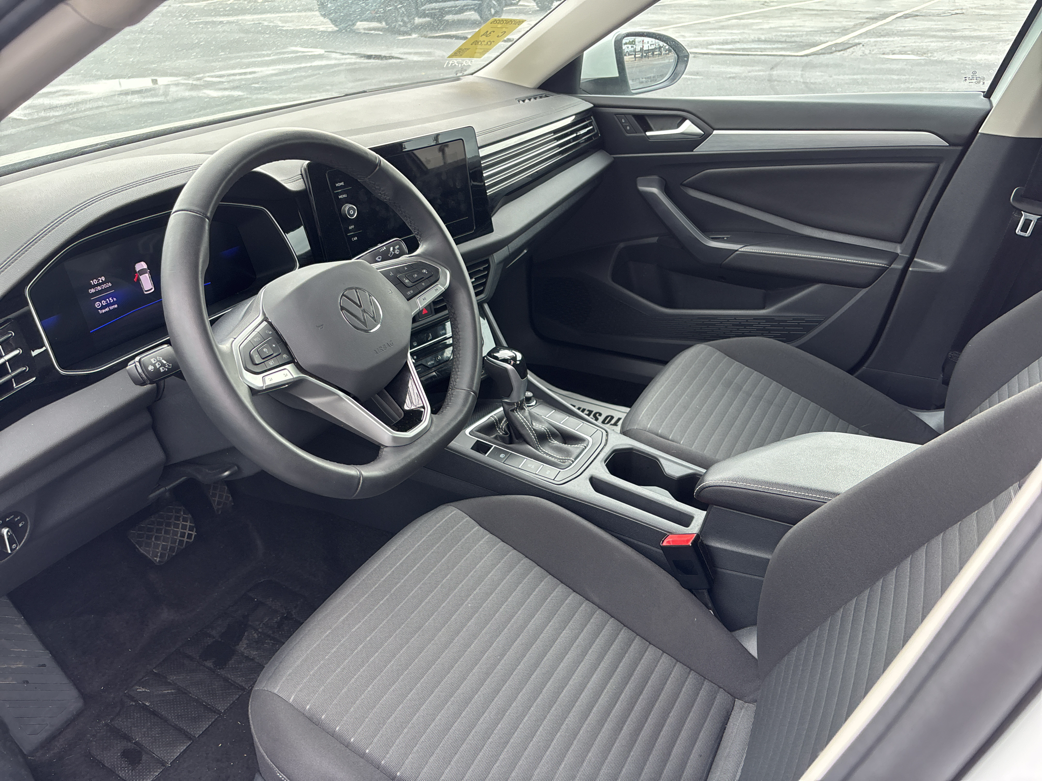 Vehicle photo 5