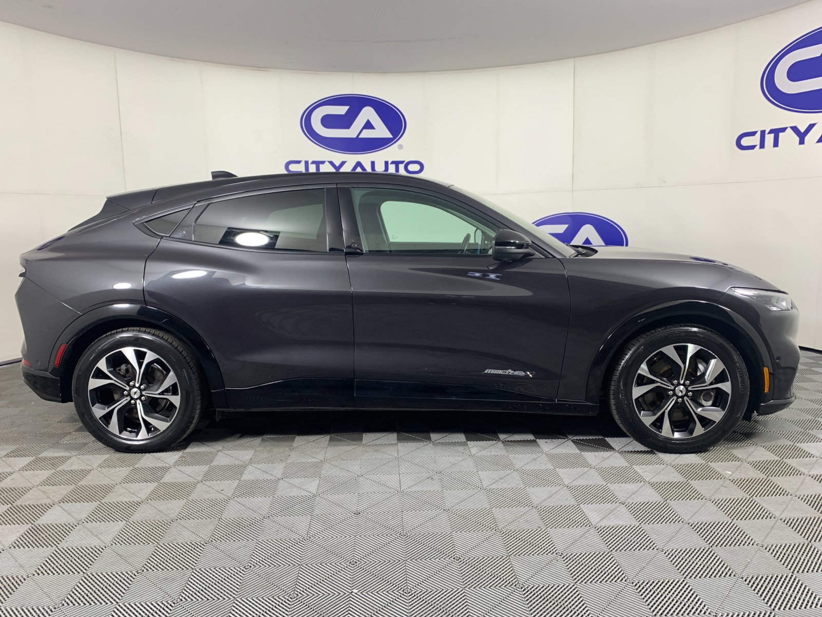 Used 2022 Ford Mustang Mach-E SUV