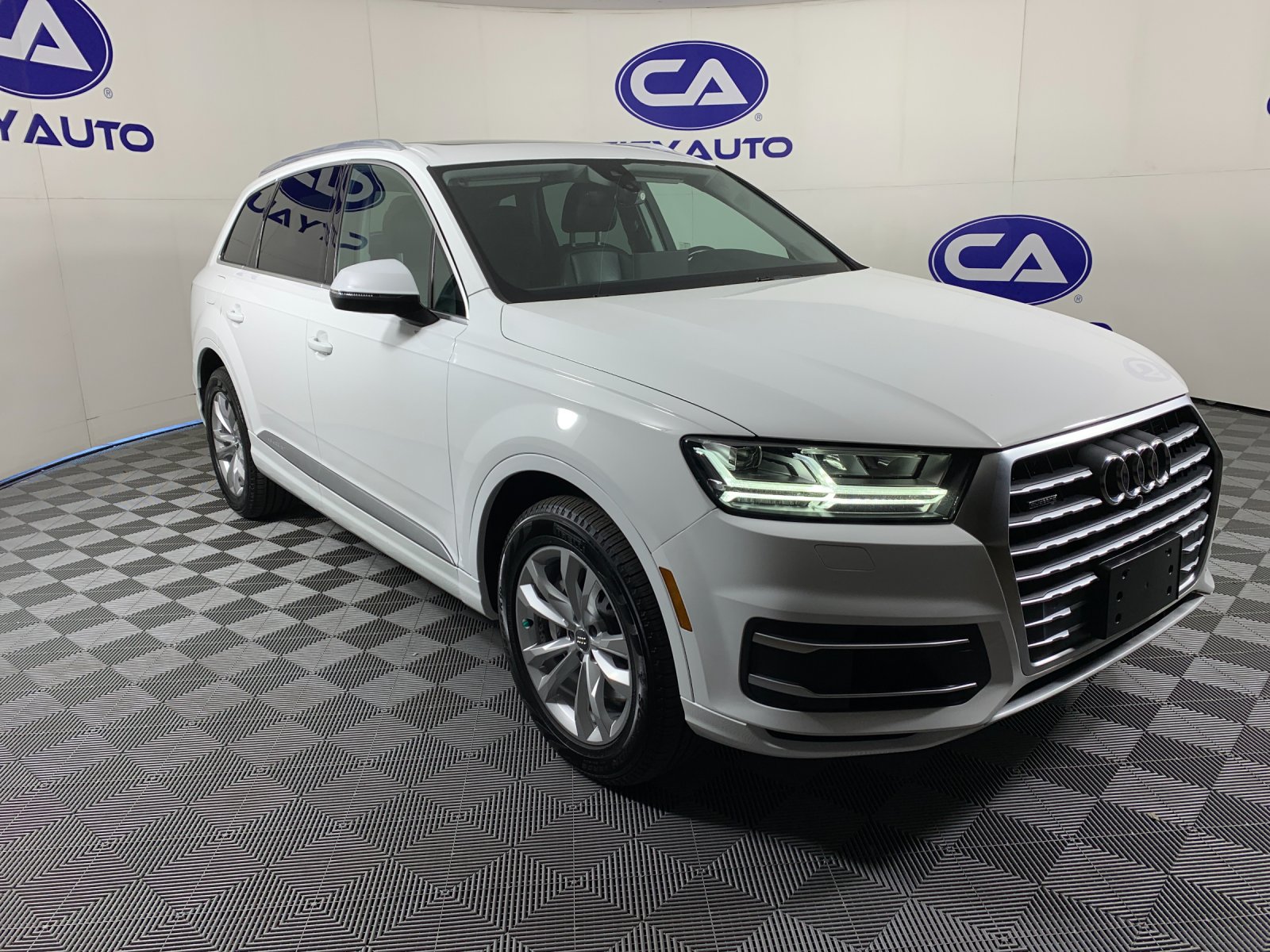 2019 Audi Q7 Premium Plus
