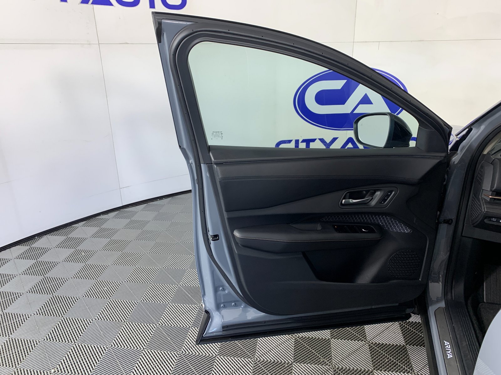 Used 2023 Nissan Ariya SUV