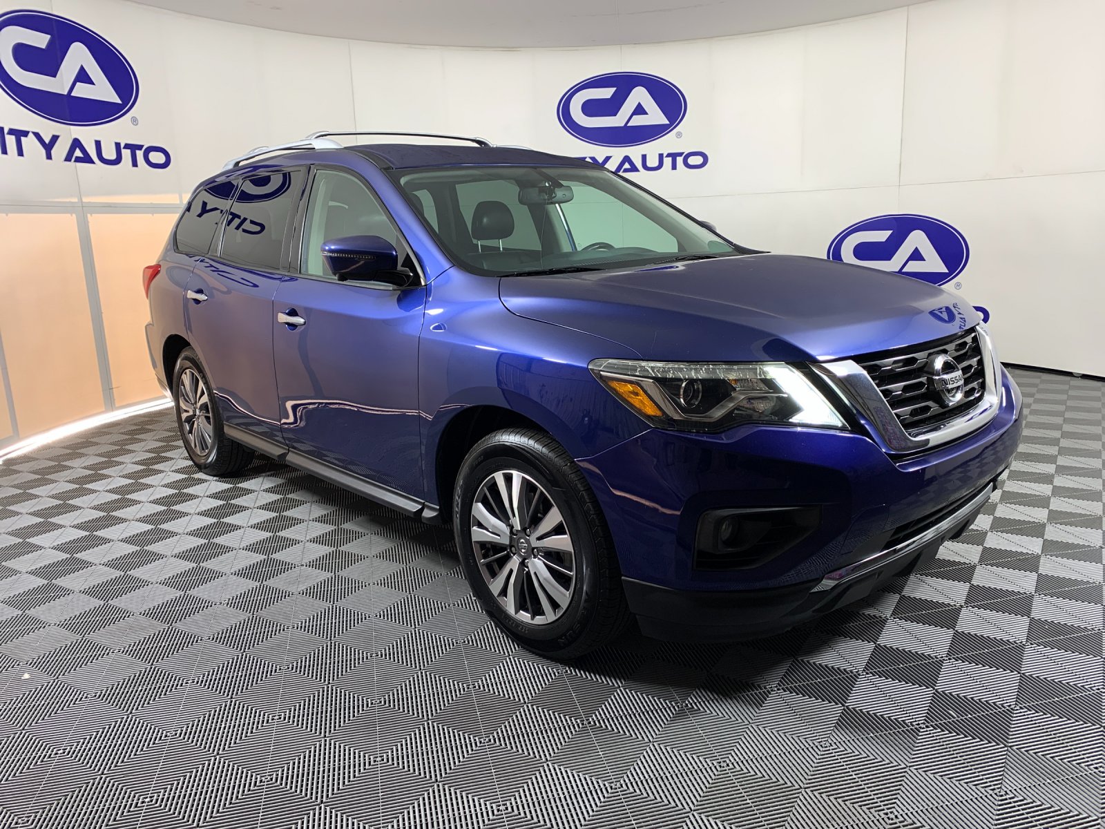 2020 Nissan Pathfinder SL