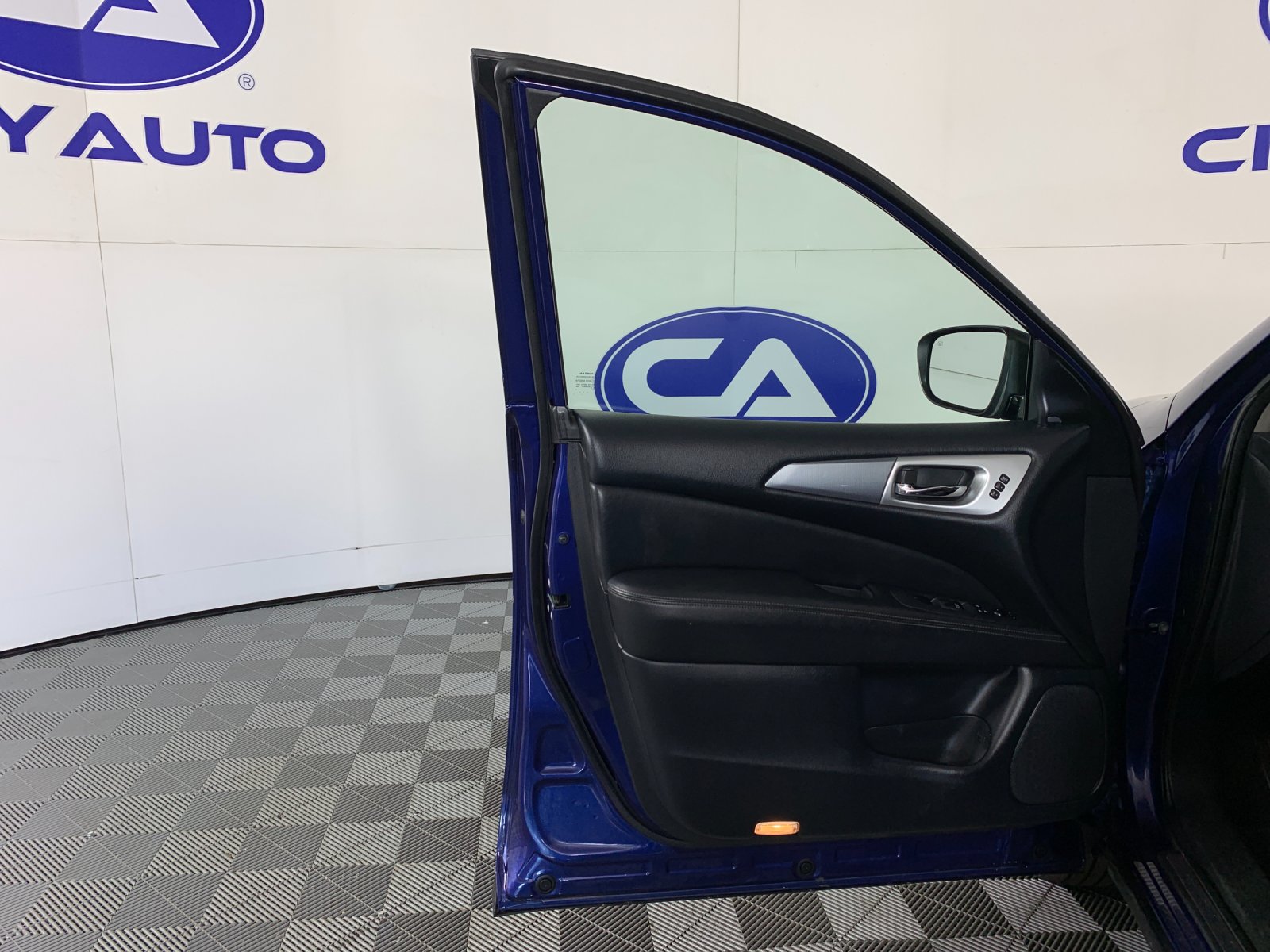 Used 2020 Nissan Pathfinder SUV