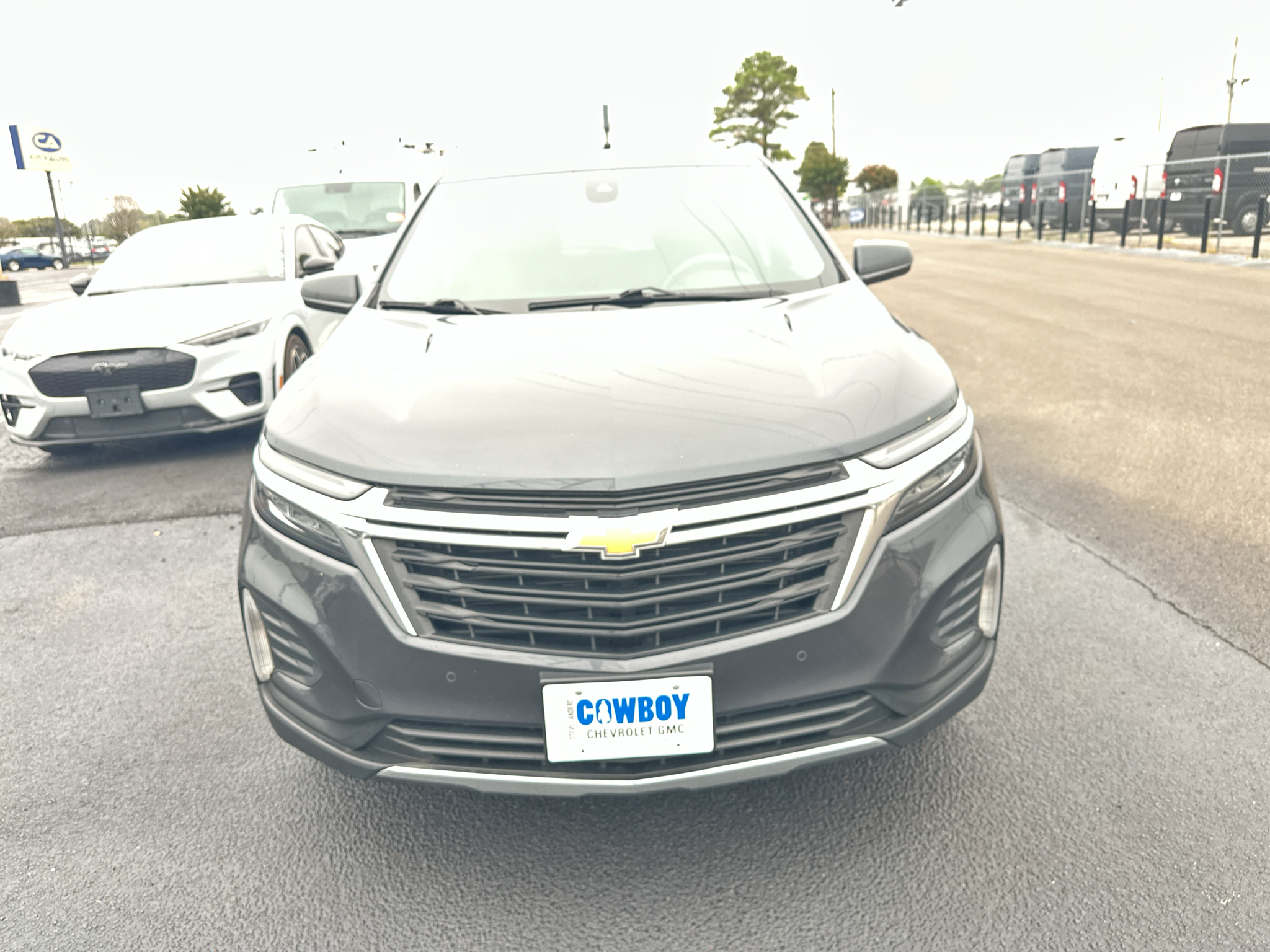 Used 2023 Chevrolet Equinox SUV