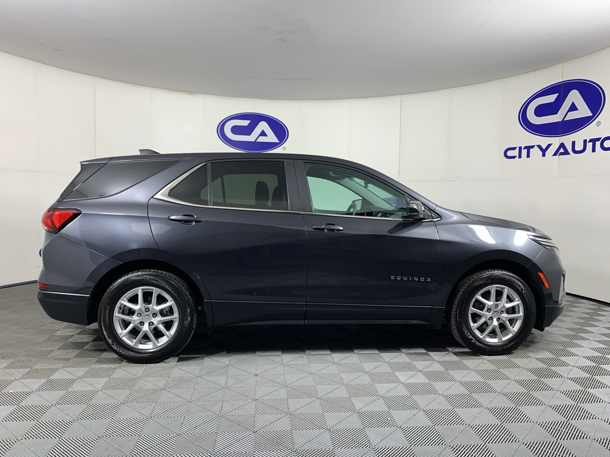 Used 2023 Chevrolet Equinox SUV