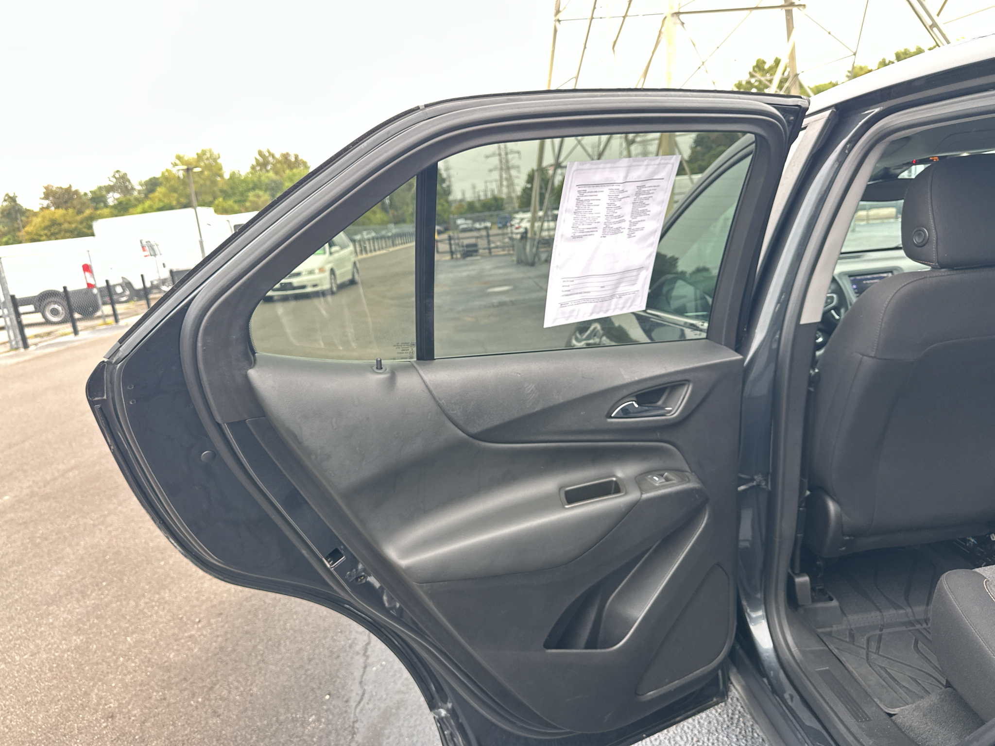 Used 2023 Chevrolet Equinox SUV