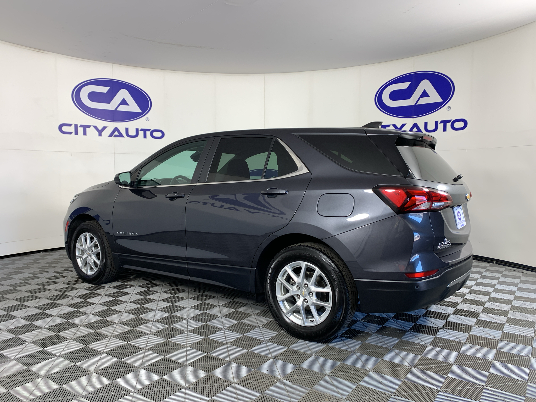Used 2023 Chevrolet Equinox SUV