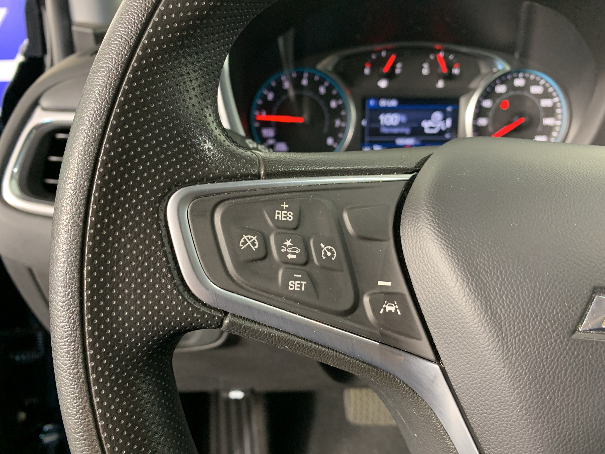 Used 2023 Chevrolet Equinox SUV