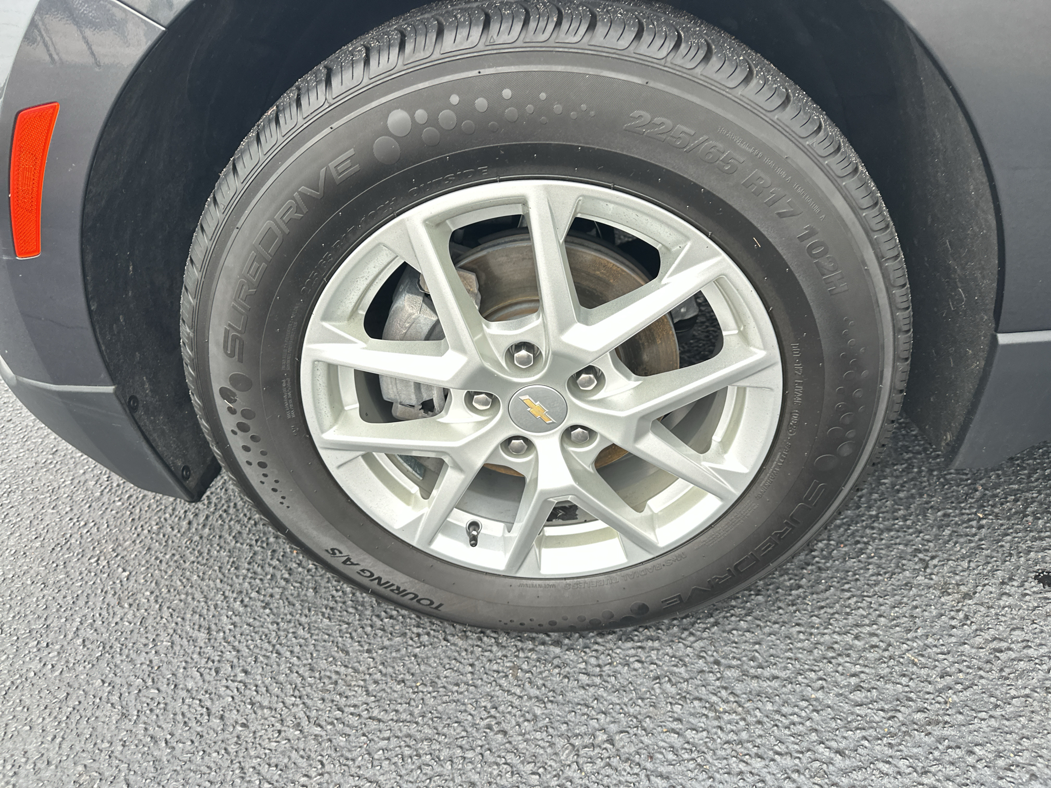 Used 2023 Chevrolet Equinox SUV