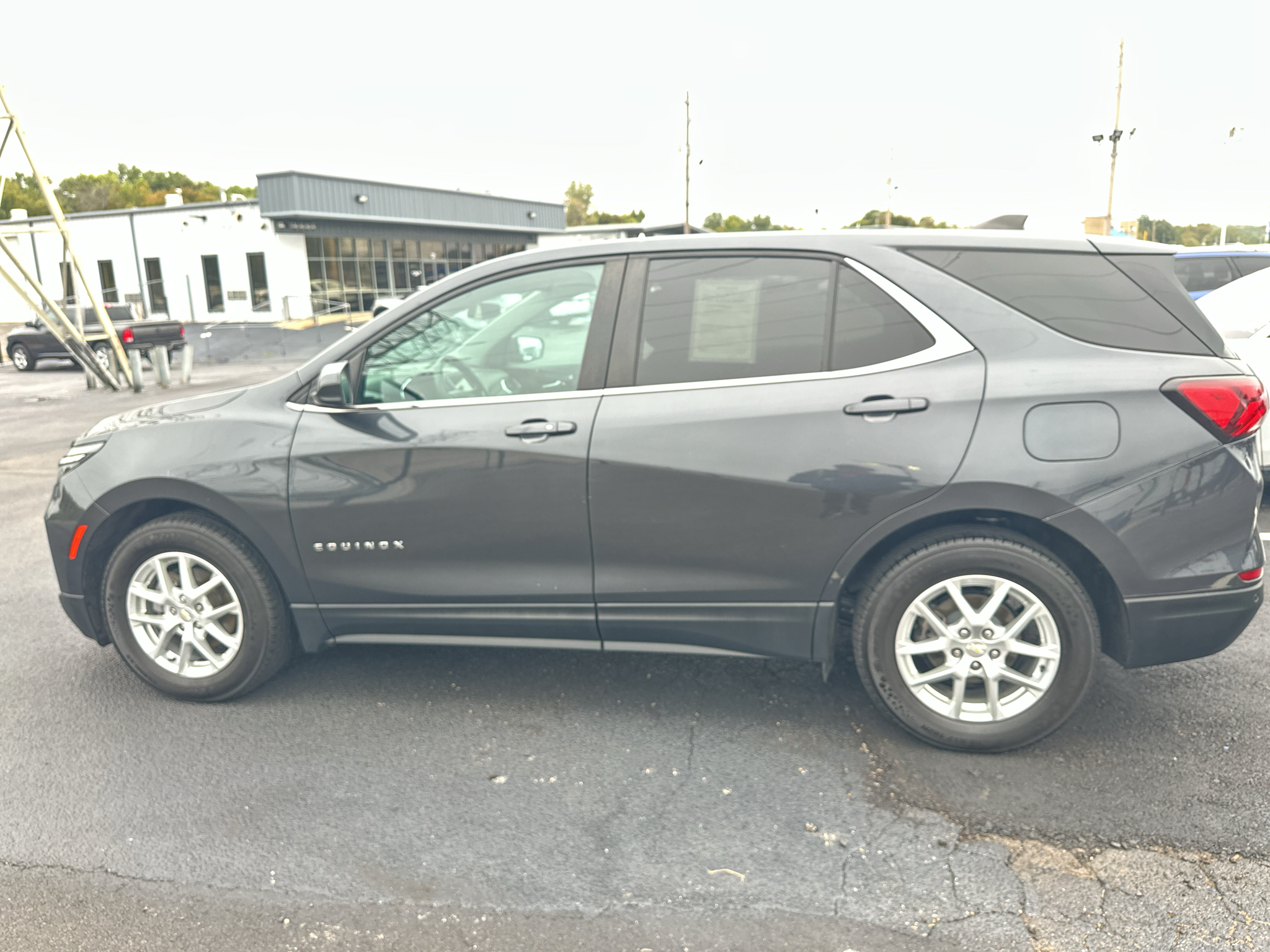 Used 2023 Chevrolet Equinox SUV