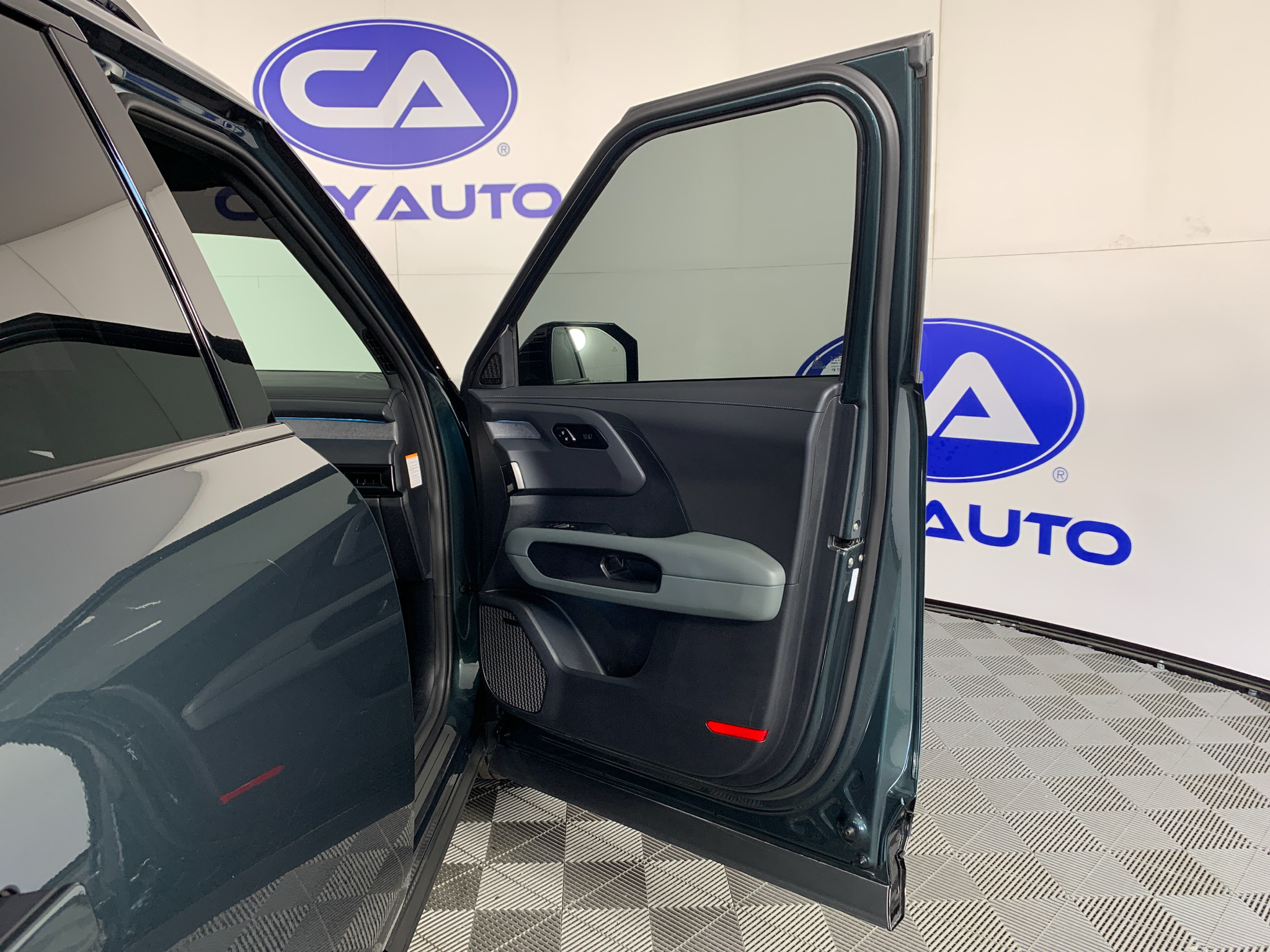 Used 2027 Kia Telluride Hybrid SUV