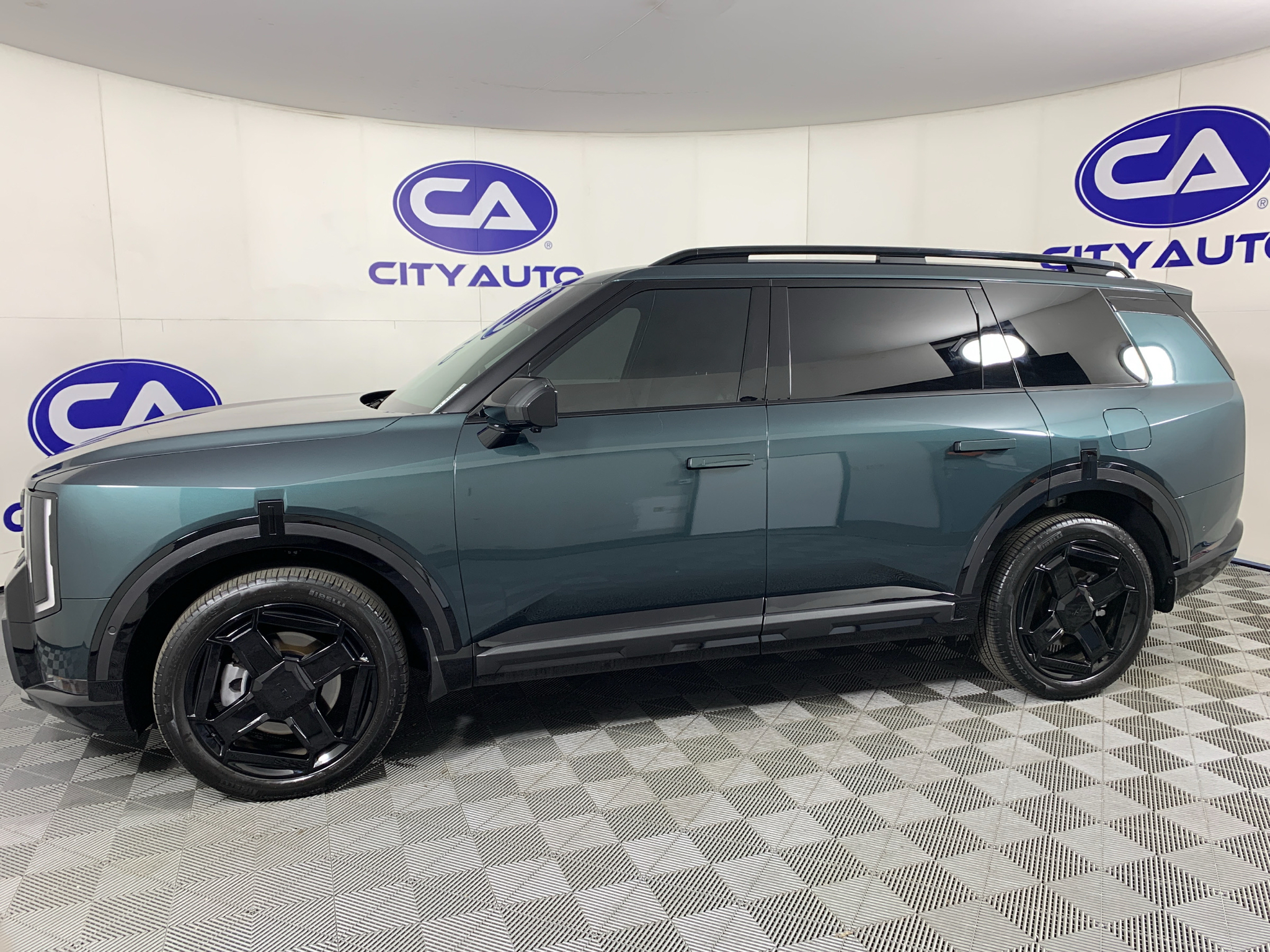 Used 2027 Kia Telluride Hybrid SUV