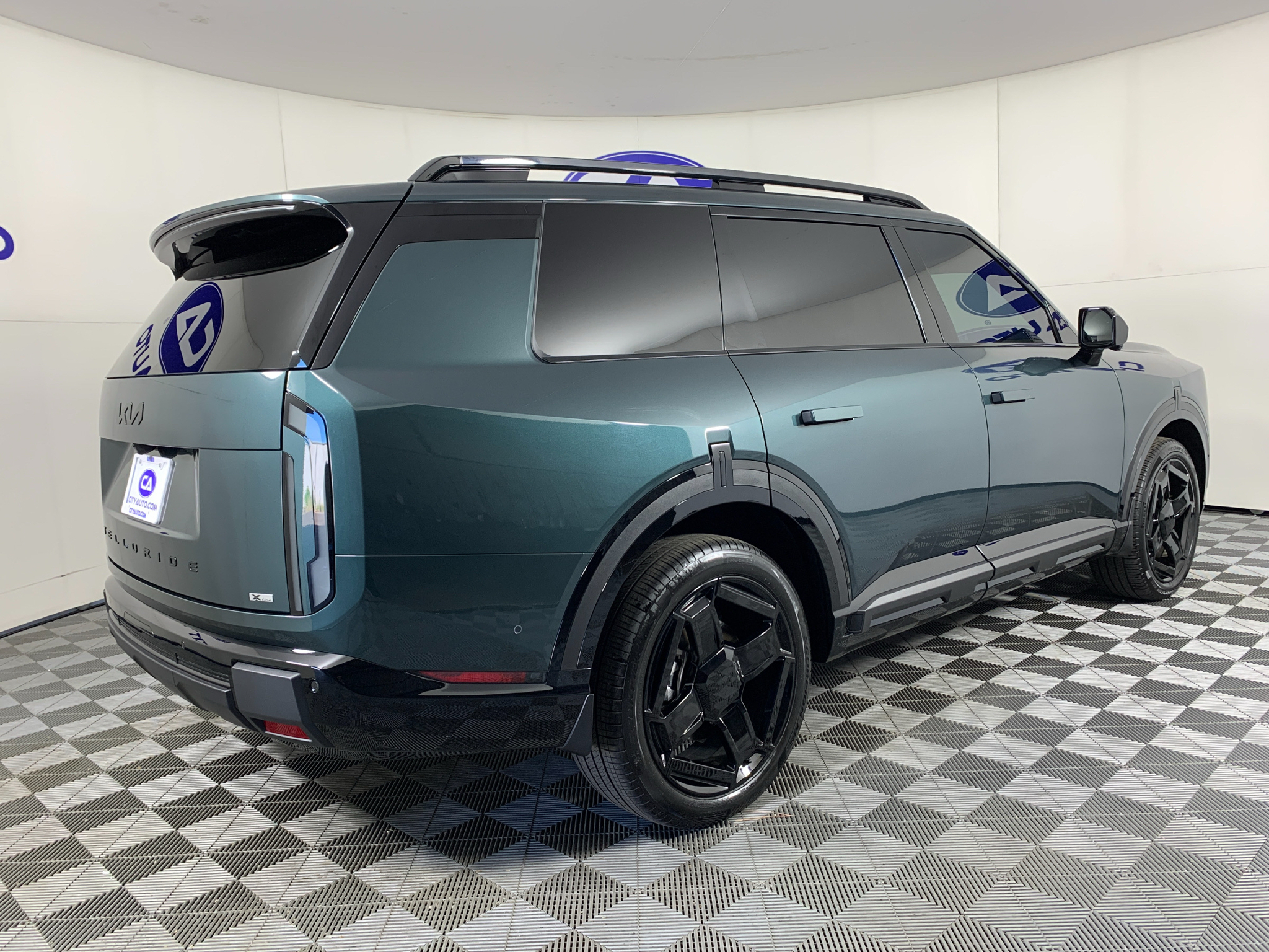 Used 2027 Kia Telluride Hybrid SUV