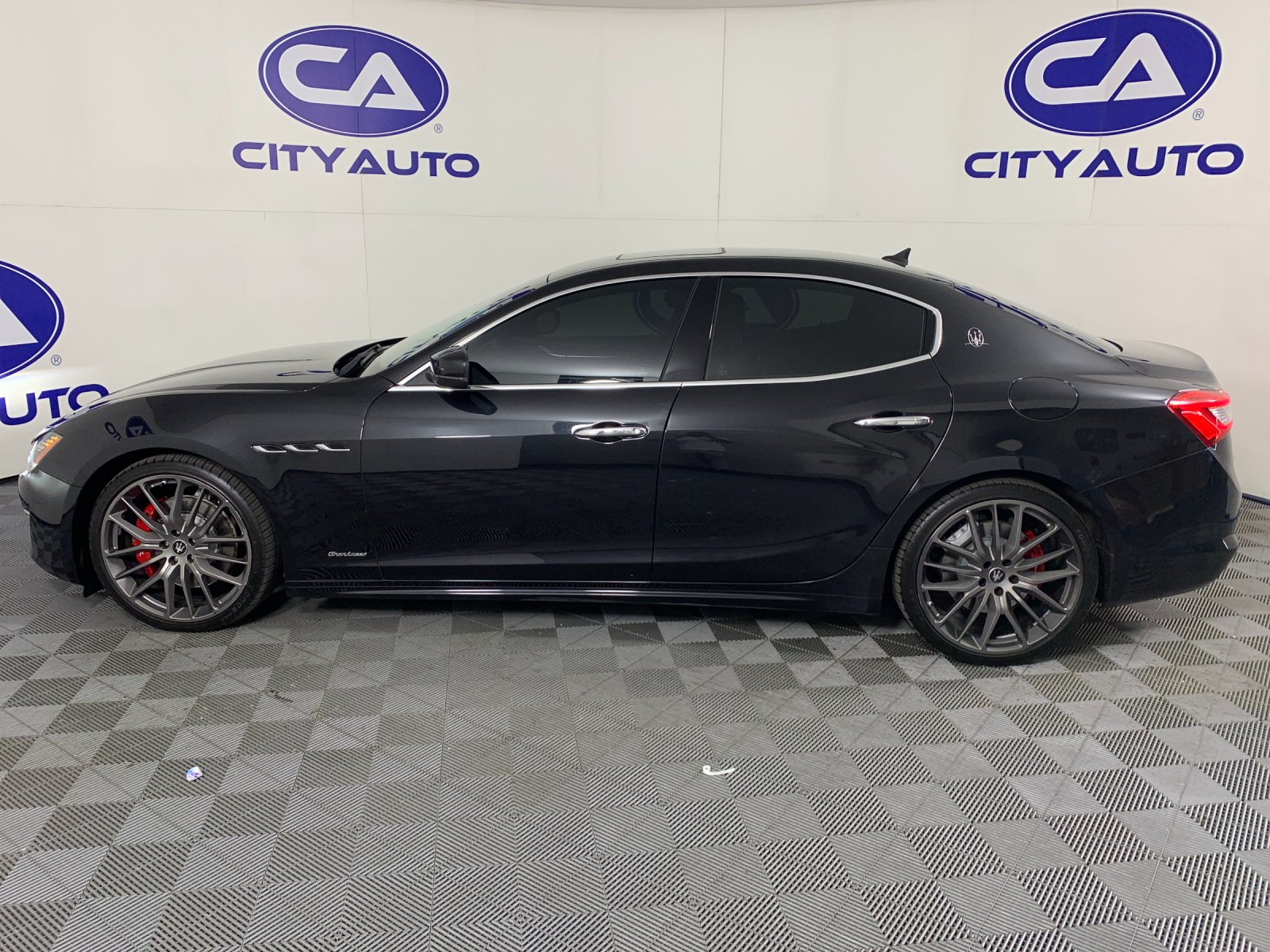 Used 2018 Maserati Ghibli Sedan