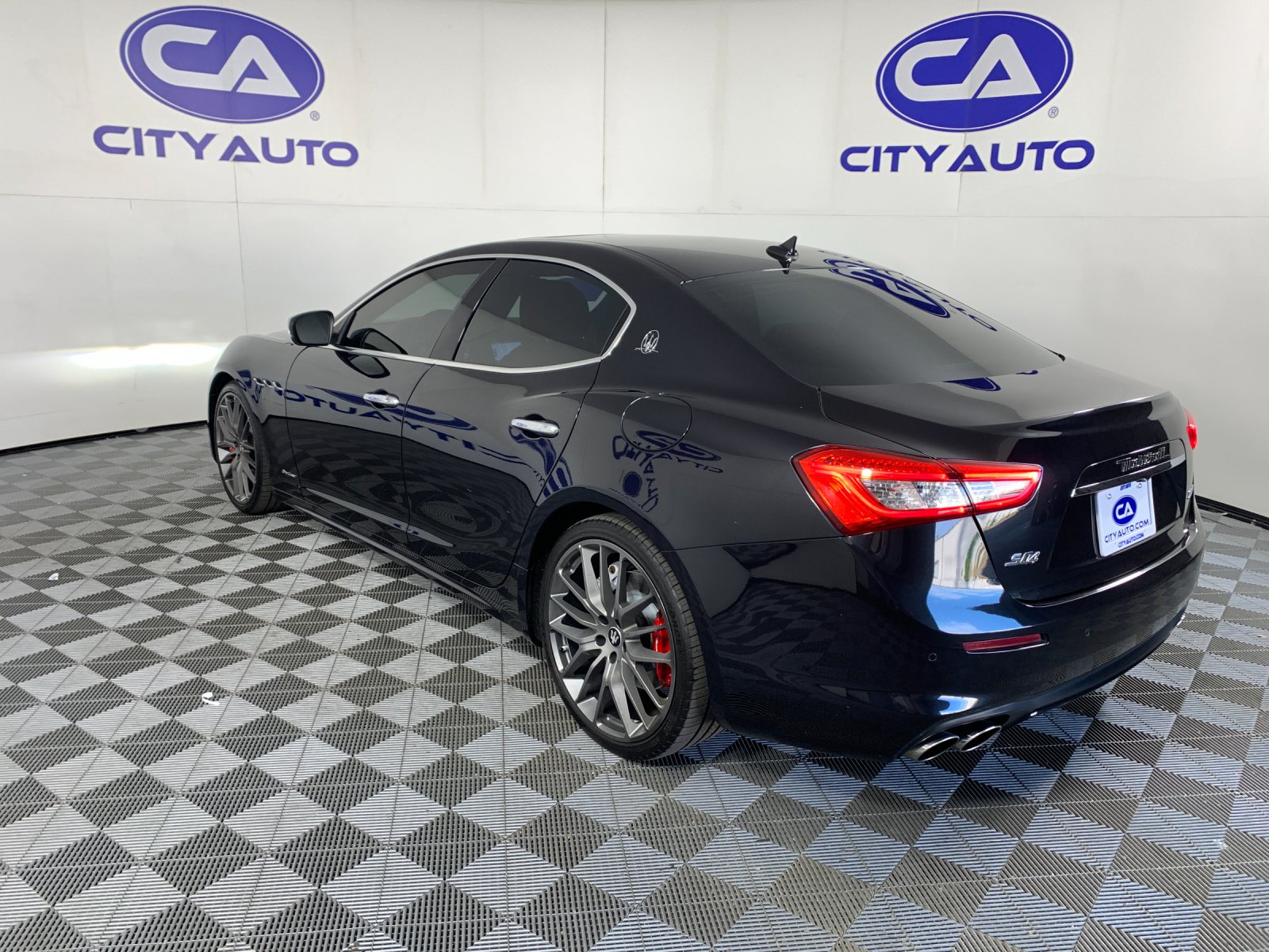 Used 2018 Maserati Ghibli Sedan