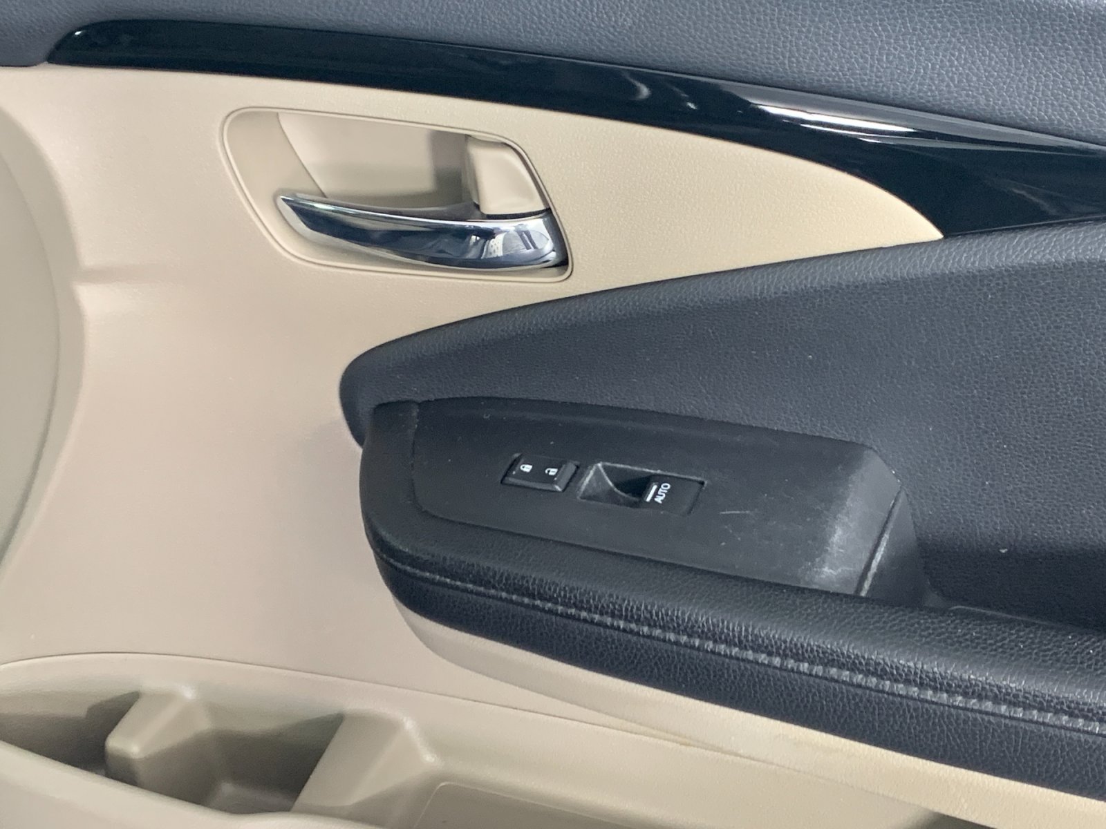 Used 2018 Honda Pilot SUV