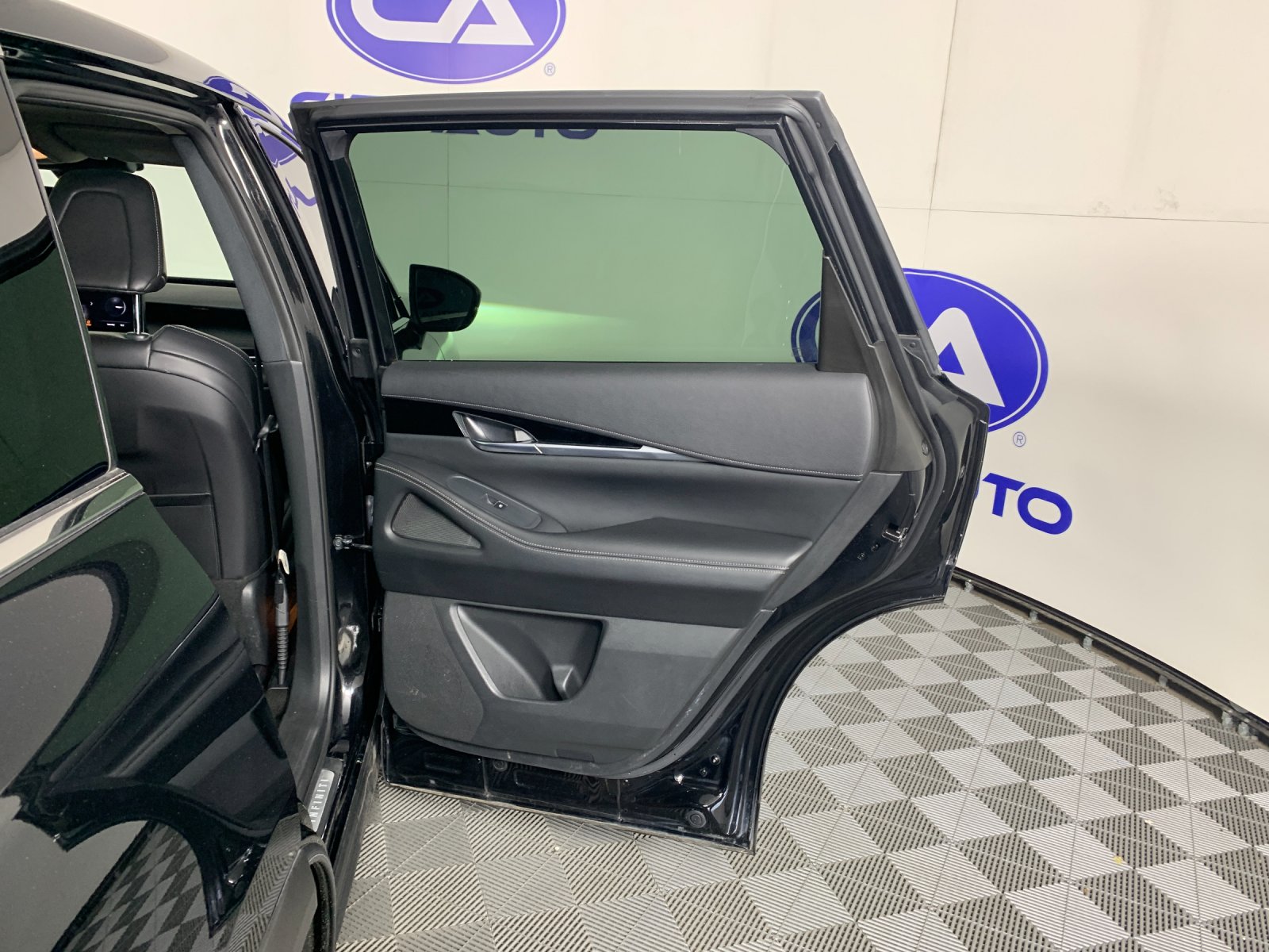 Used 2024 Infiniti QX60 SUV