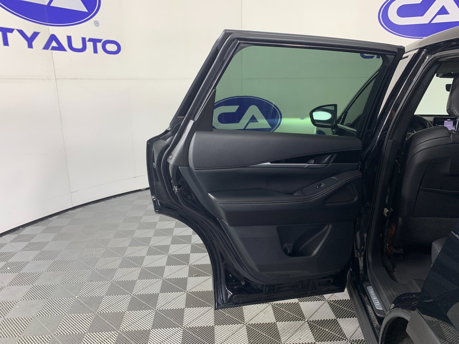Used 2024 Infiniti QX60 SUV