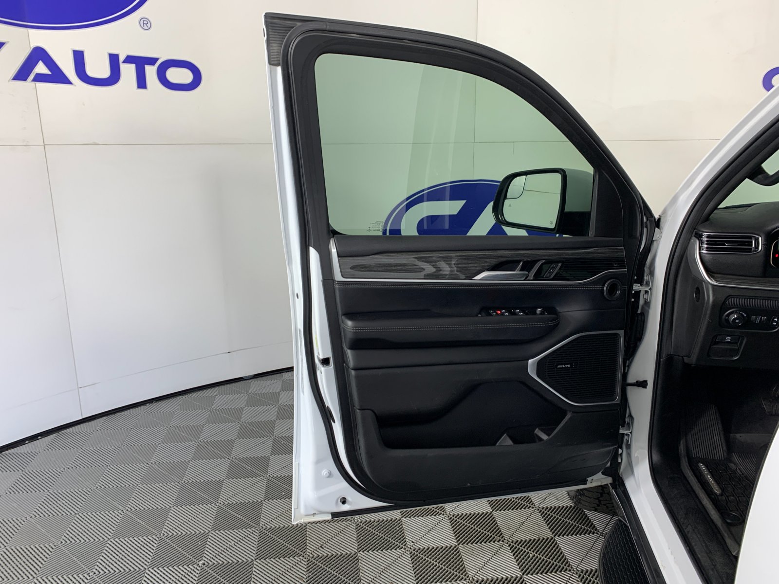 Used 2022 Jeep Wagoneer SUV