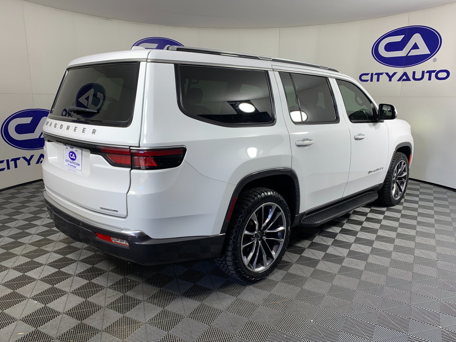 Used 2022 Jeep Wagoneer SUV