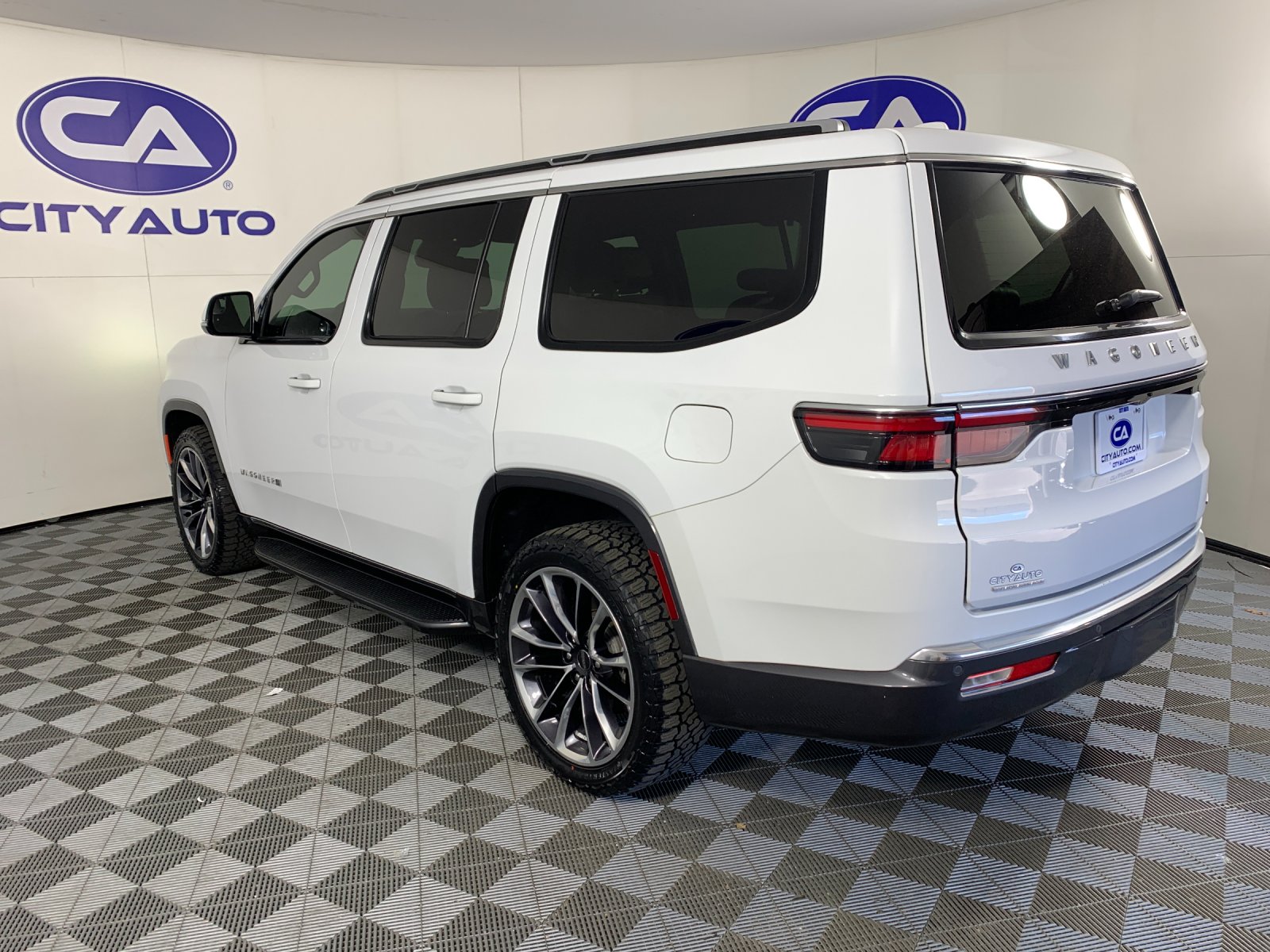 Used 2022 Jeep Wagoneer SUV