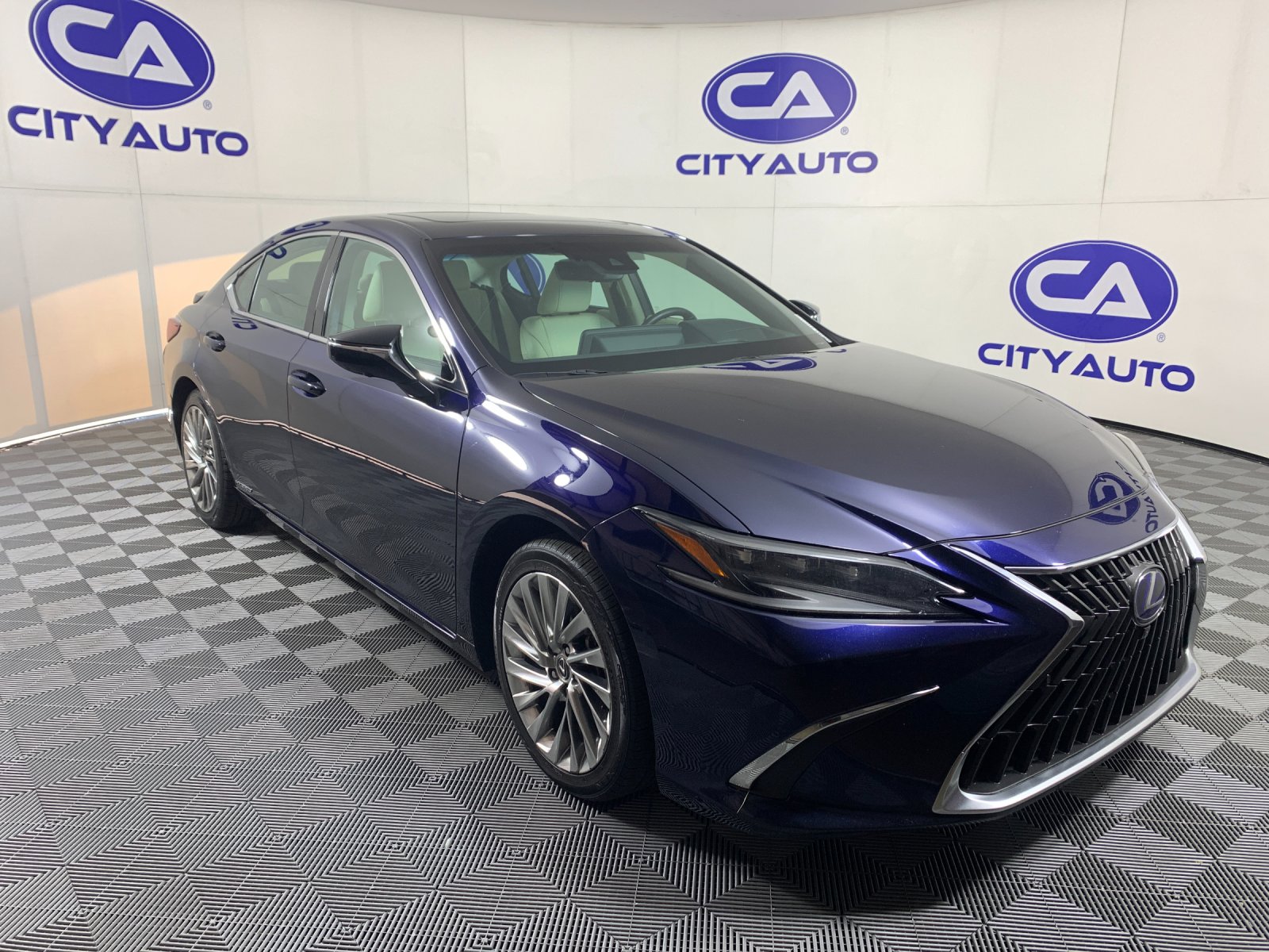 2022 Lexus ES Hybrid
