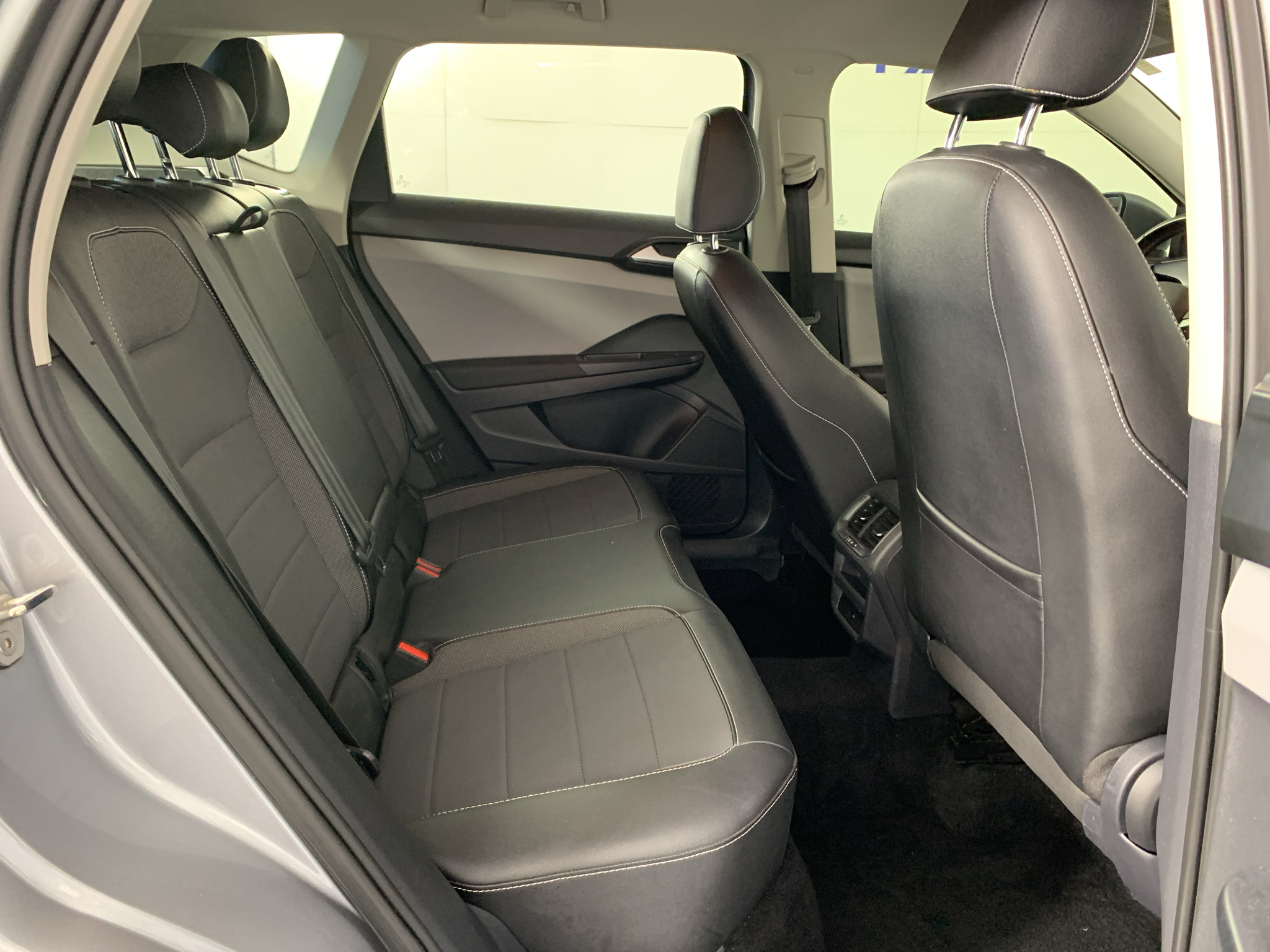 Used 2022 Volkswagen Taos SUV