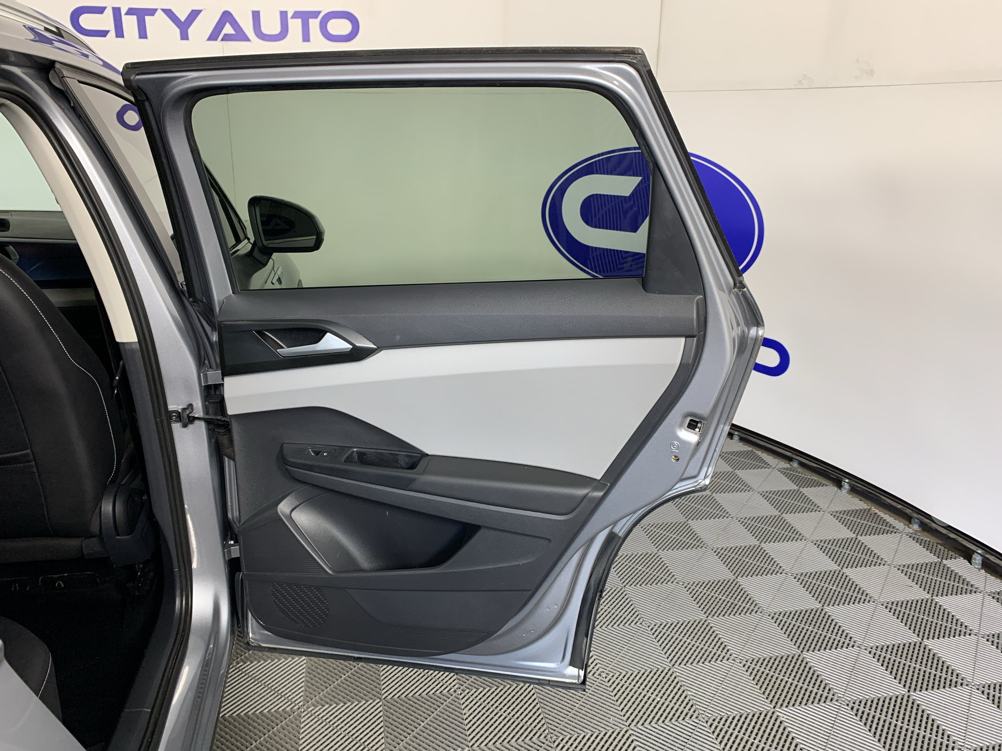 Used 2022 Volkswagen Taos SUV