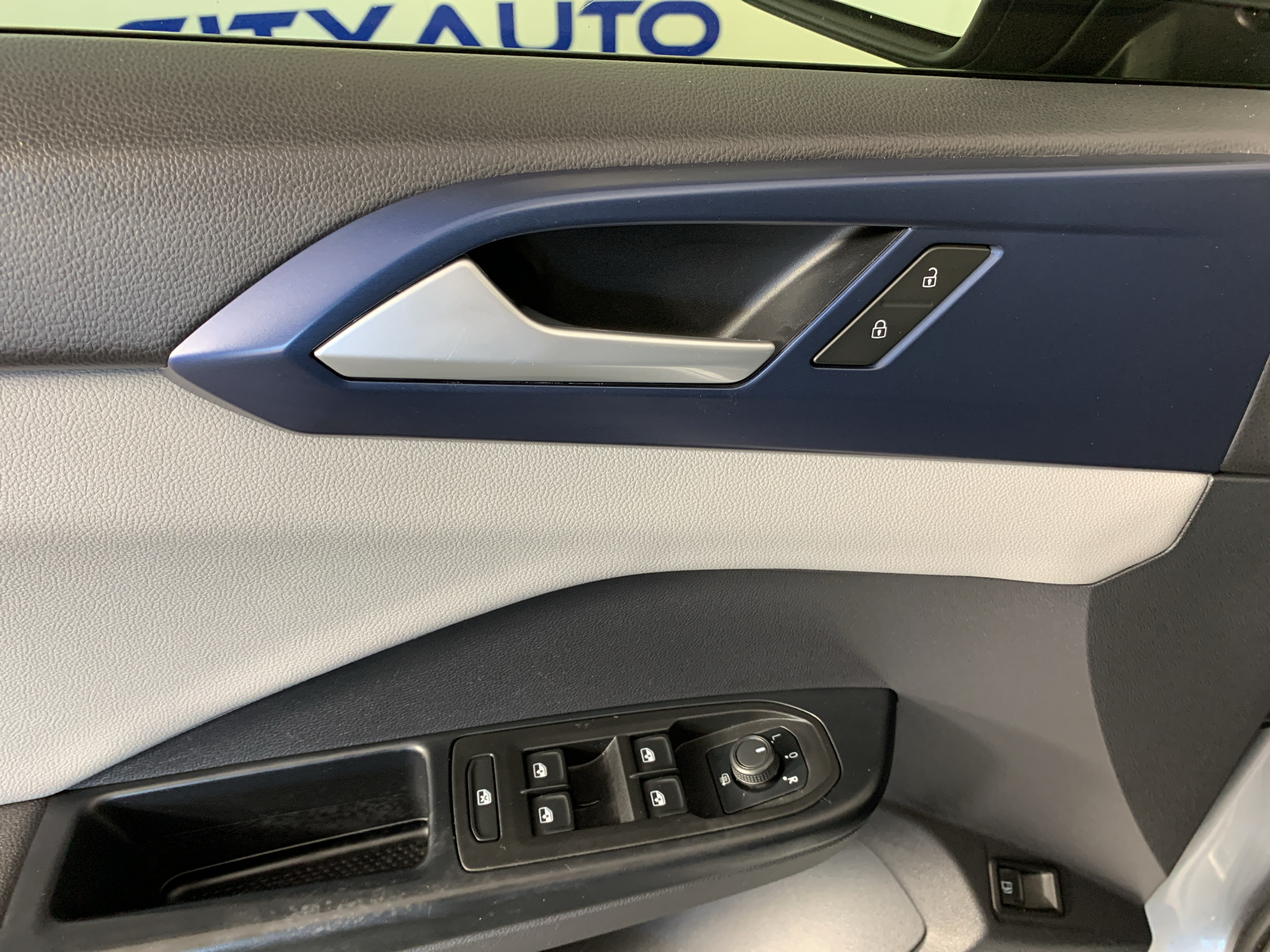 Used 2022 Volkswagen Taos SUV