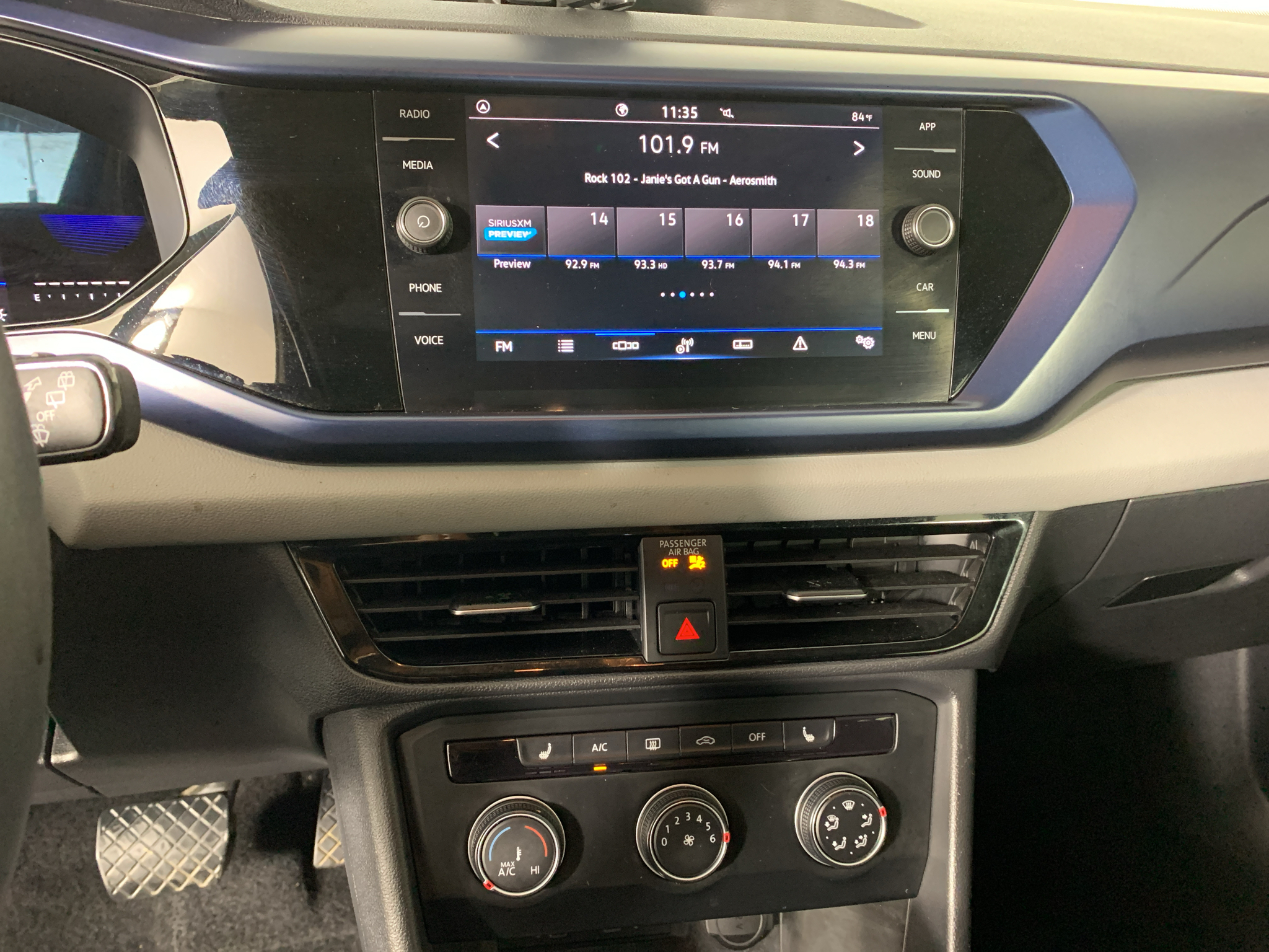 Used 2022 Volkswagen Taos SUV