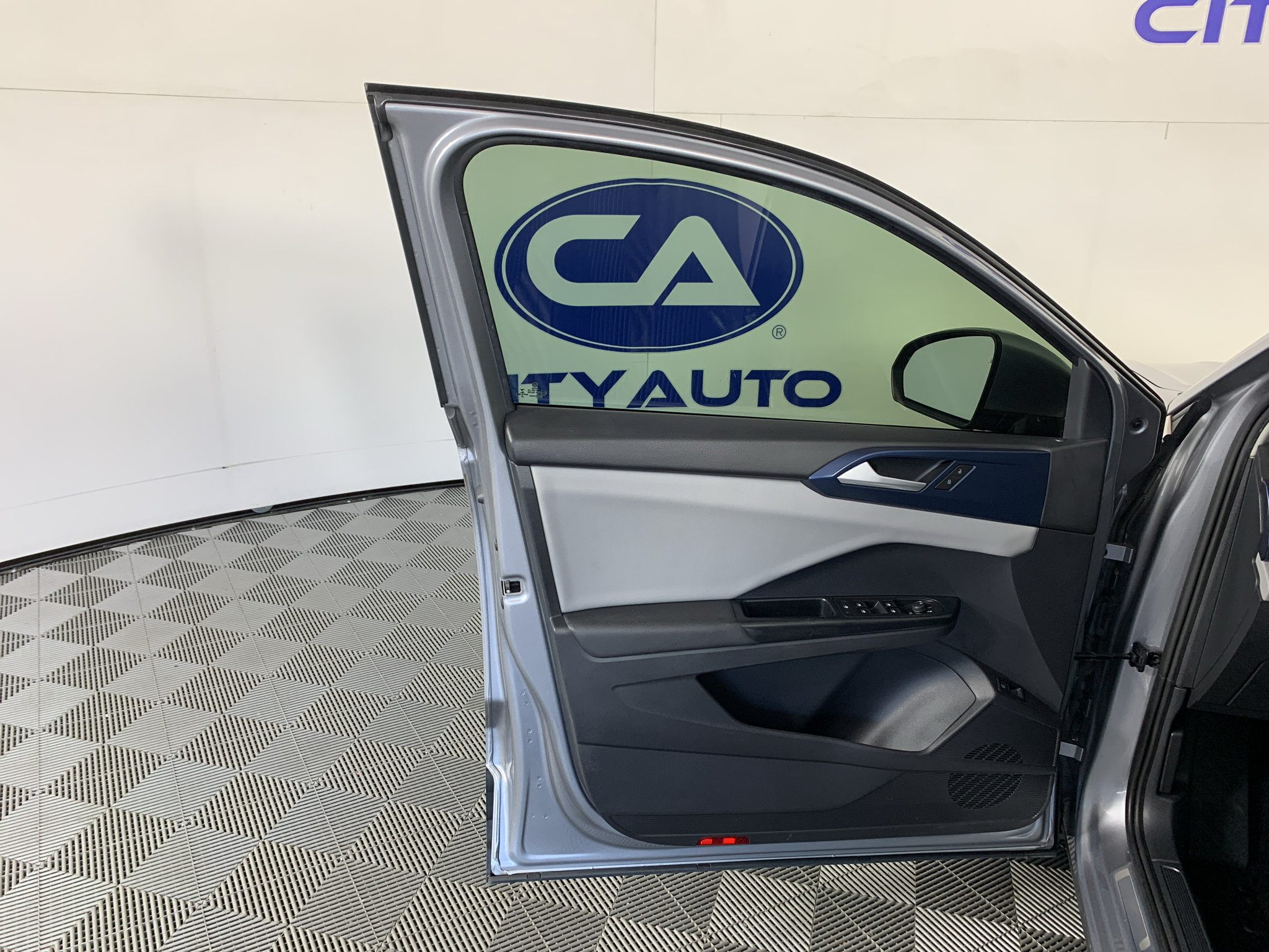 Used 2022 Volkswagen Taos SUV
