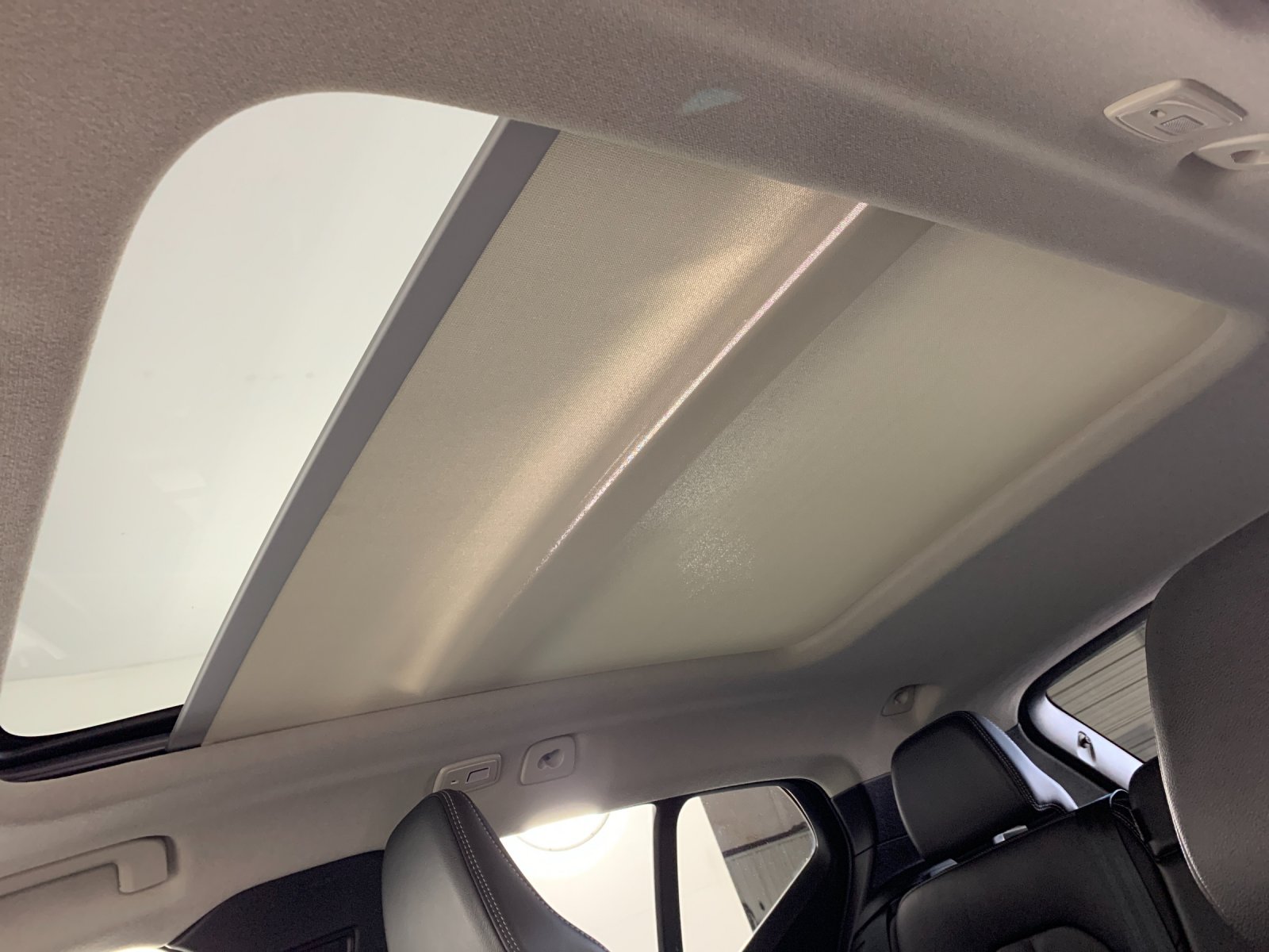 Used 2023 Volvo XC40 B4 SUV