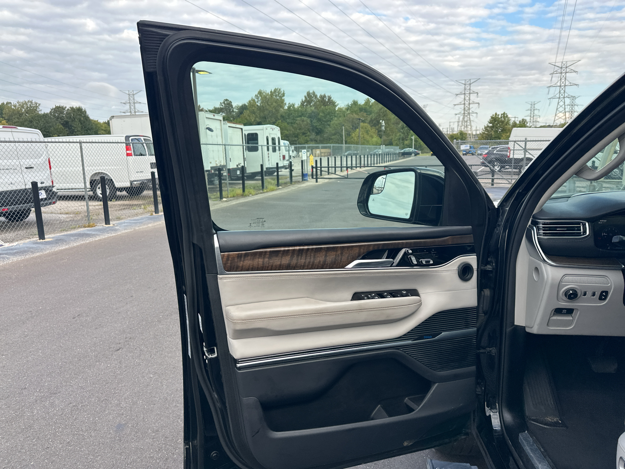 Used 2023 Jeep Grand Wagoneer SUV