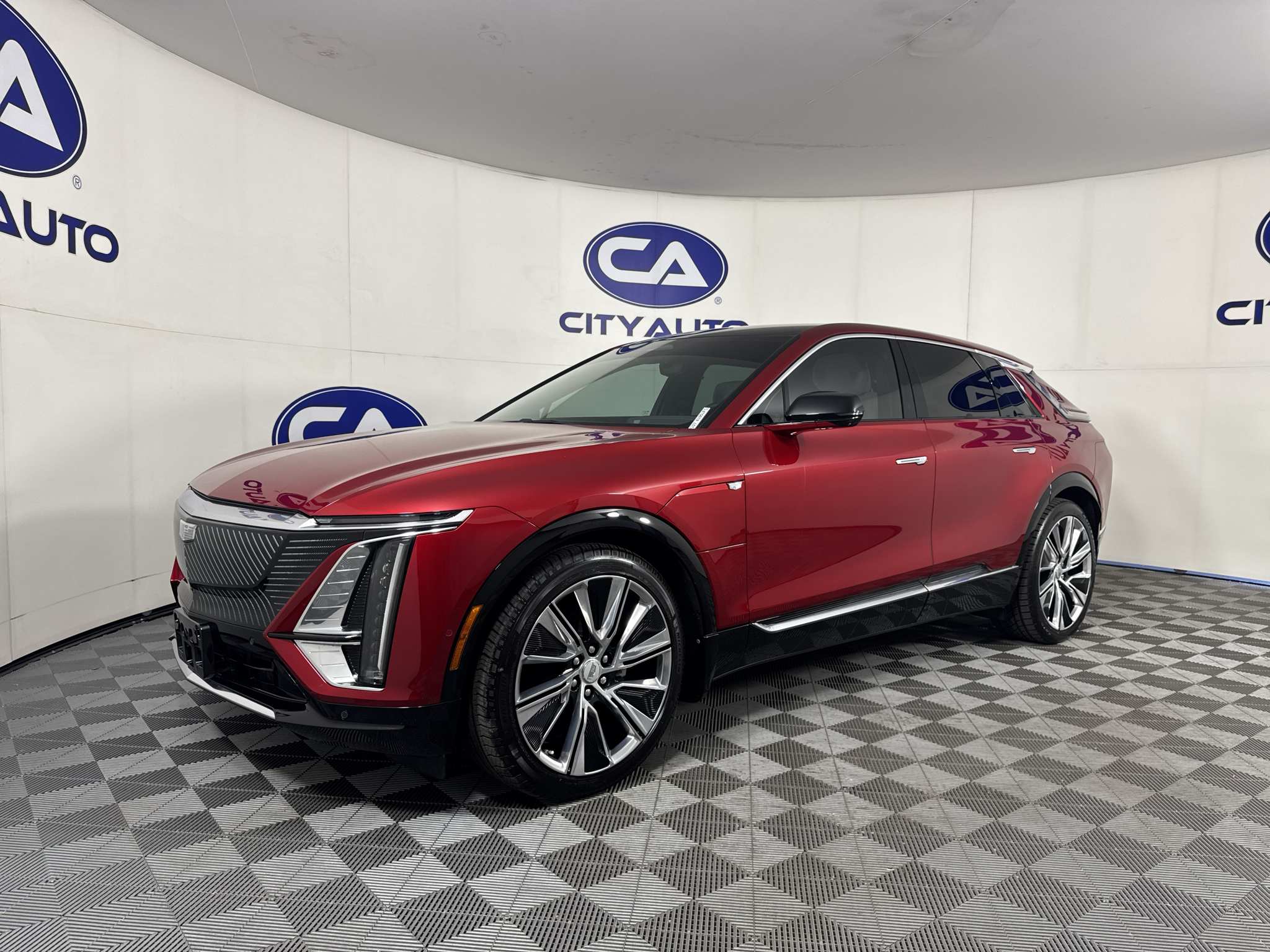Used 2024 Cadillac Lyriq SUV
