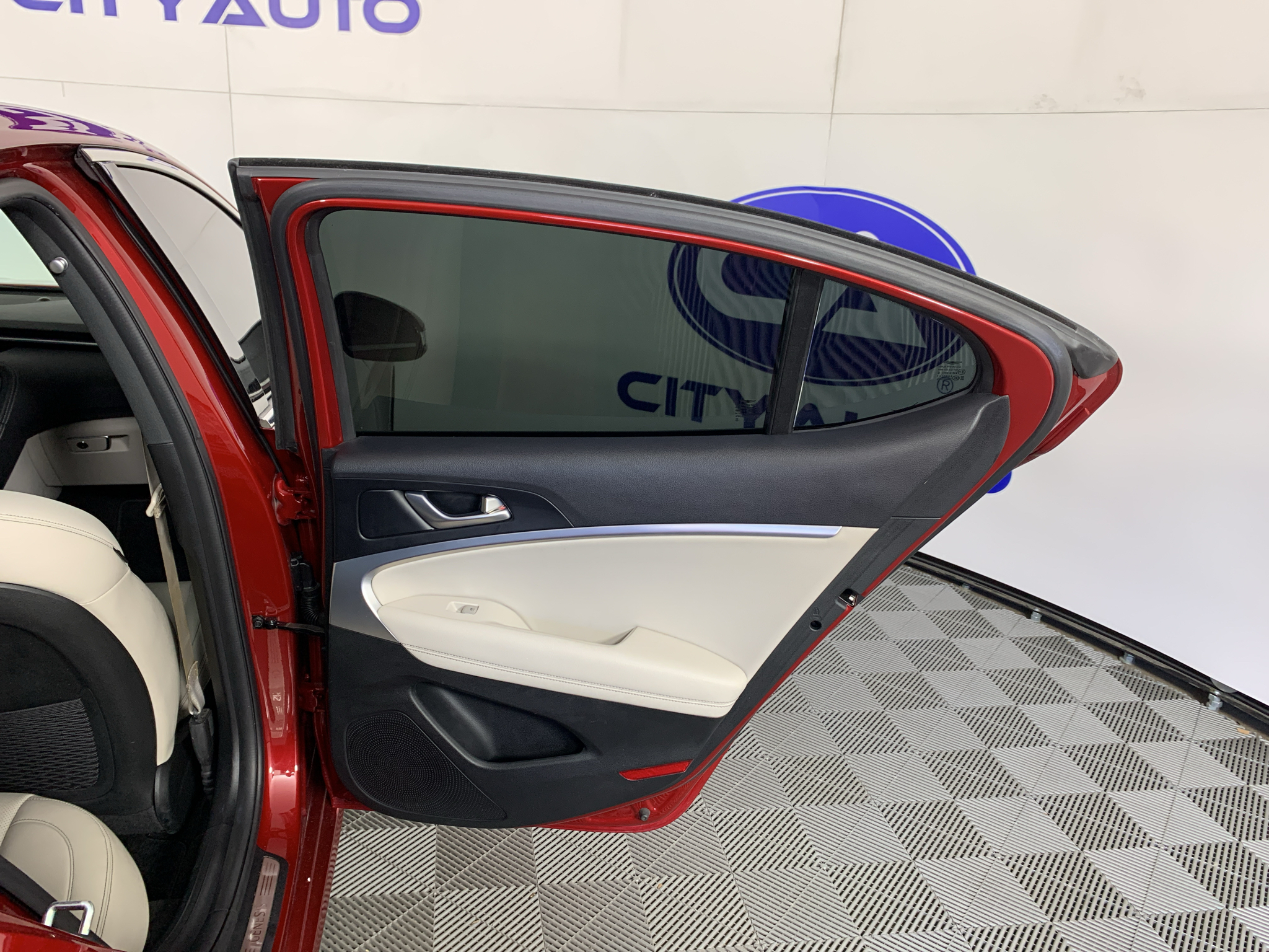 Used 2023 Genesis G70 Sedan