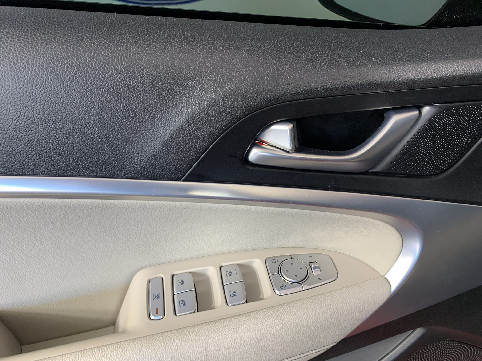 Used 2023 Genesis G70 Sedan