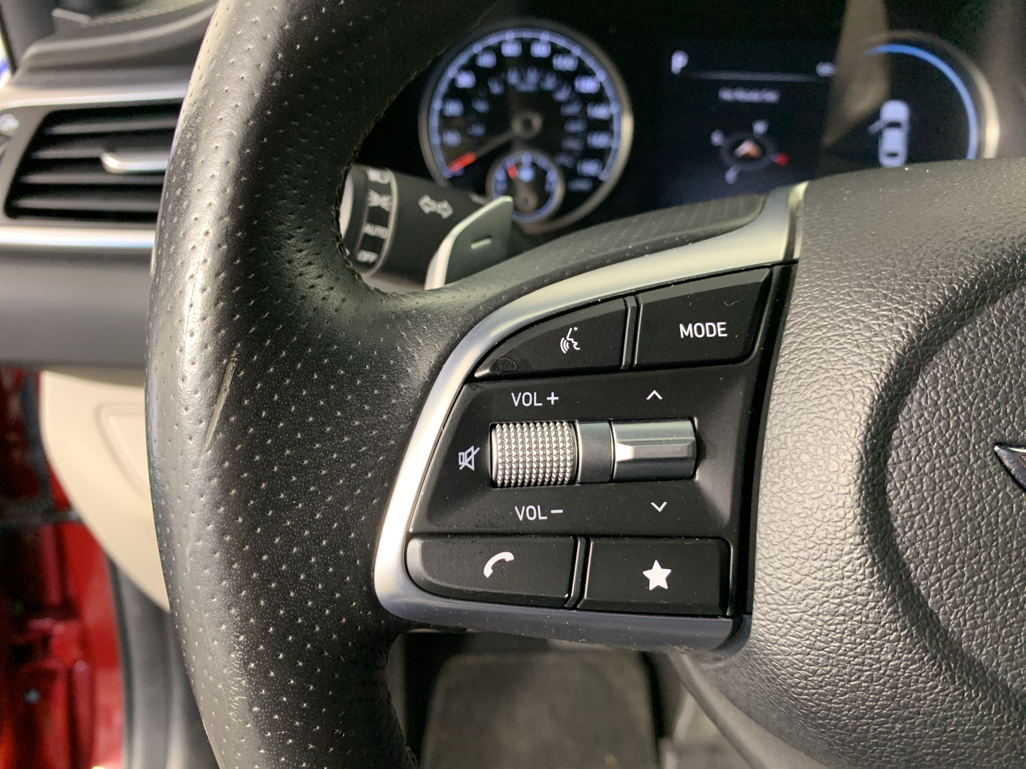 Used 2023 Genesis G70 Sedan