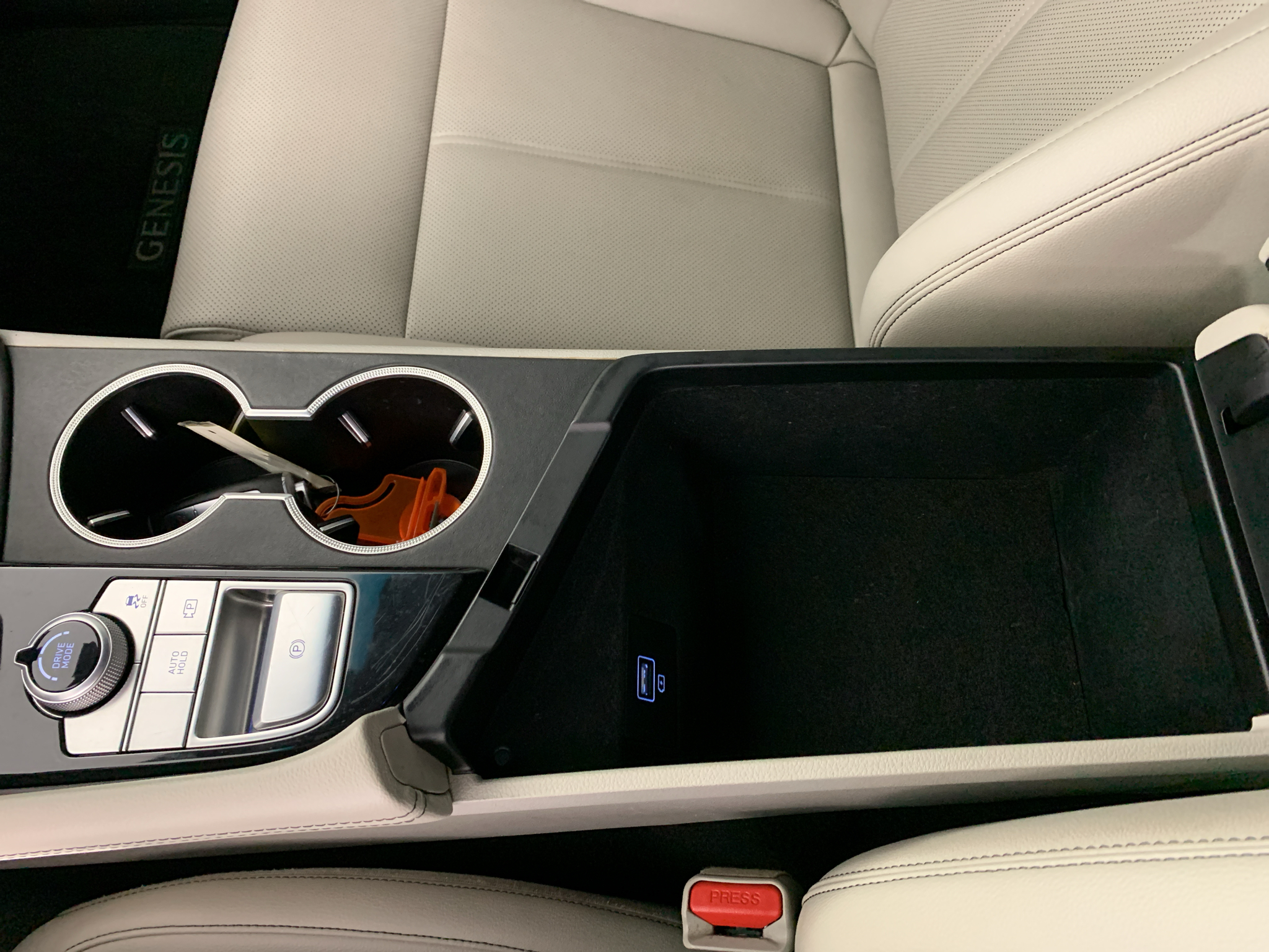 Used 2023 Genesis G70 Sedan