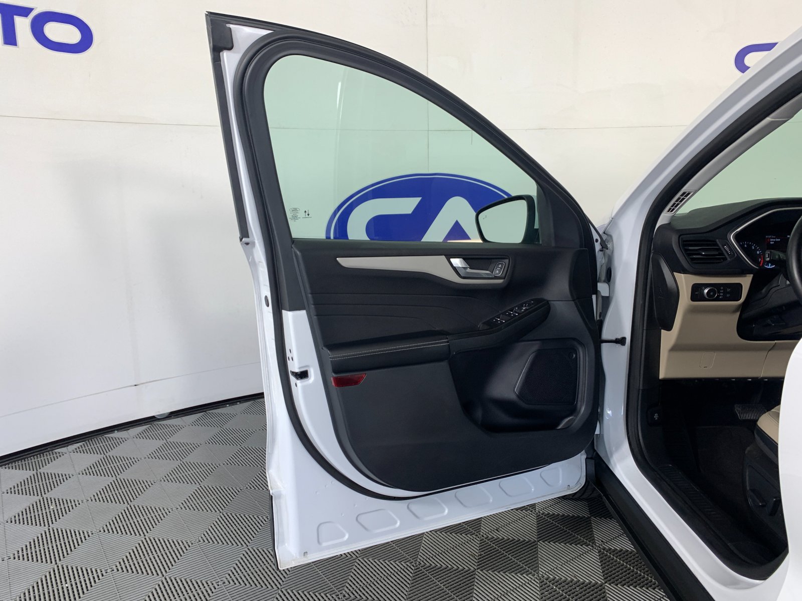Used 2022 Ford Escape SUV