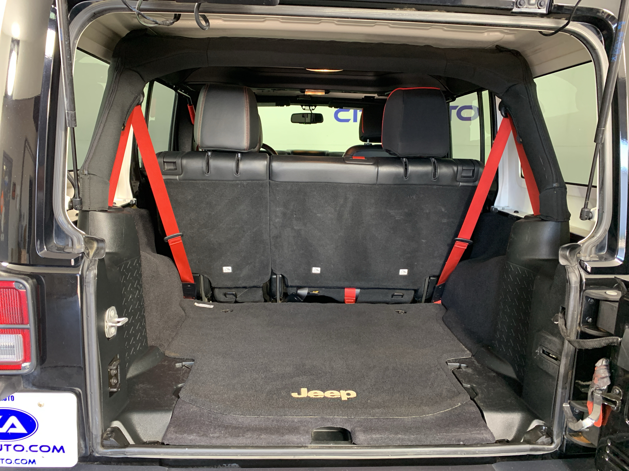 Used 2017 Jeep Wrangler SUV