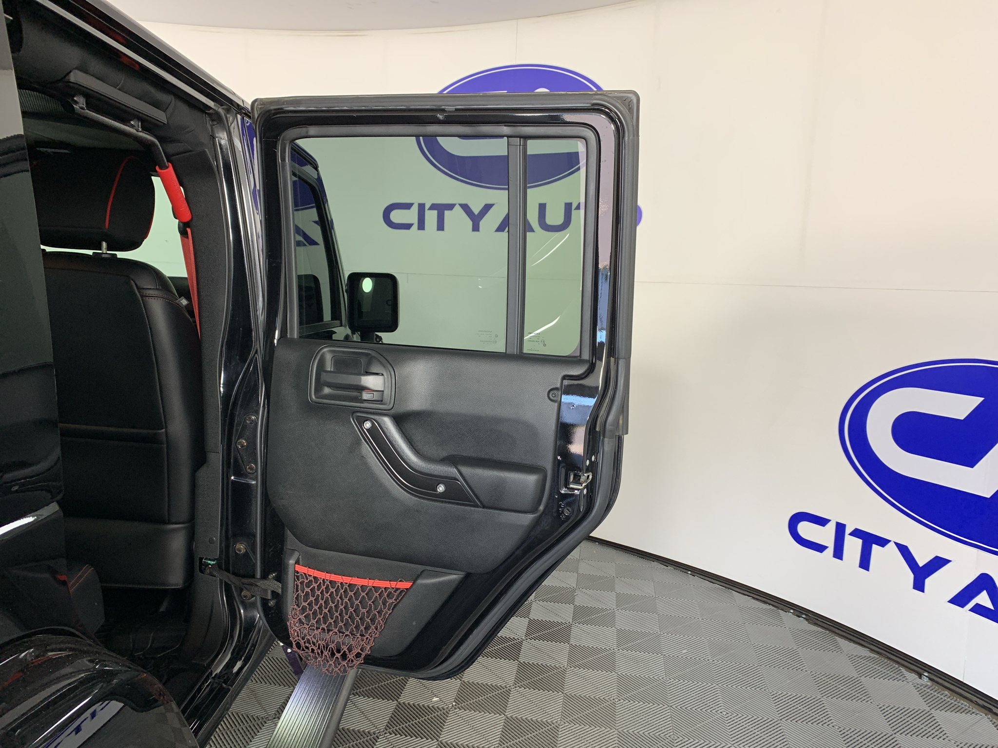 Used 2017 Jeep Wrangler SUV