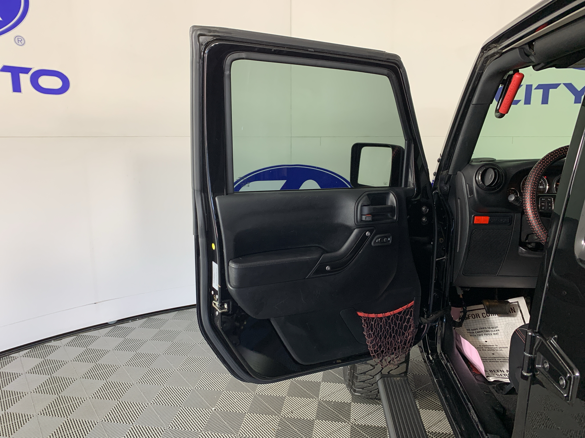 Used 2017 Jeep Wrangler SUV