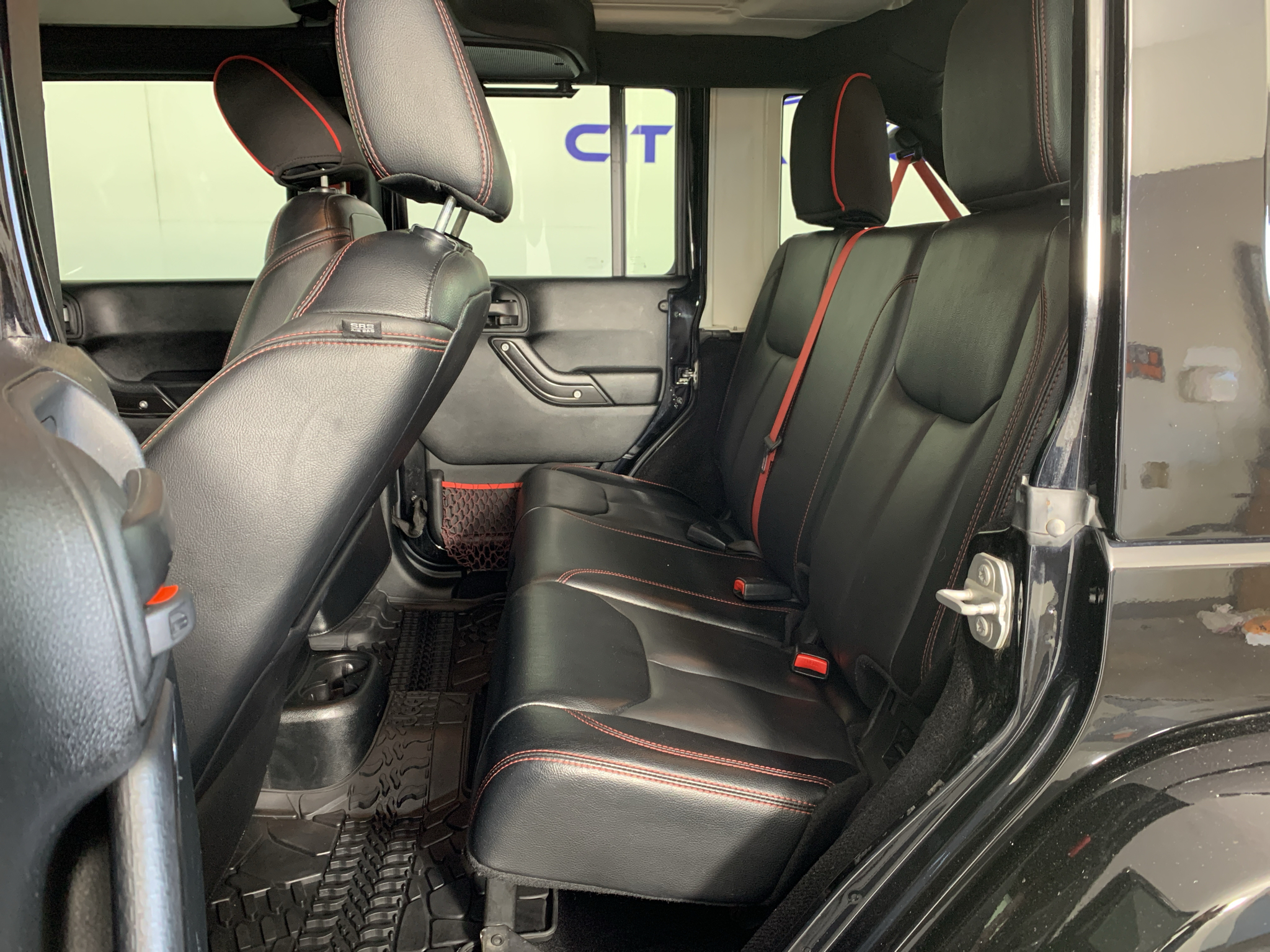 Used 2017 Jeep Wrangler SUV